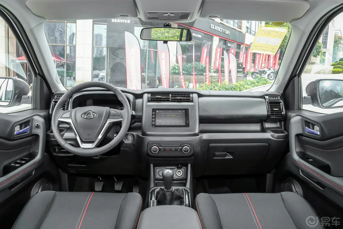 长安欧尚X70A改款 1.5L 手动 舒适型驾驶员侧前车门