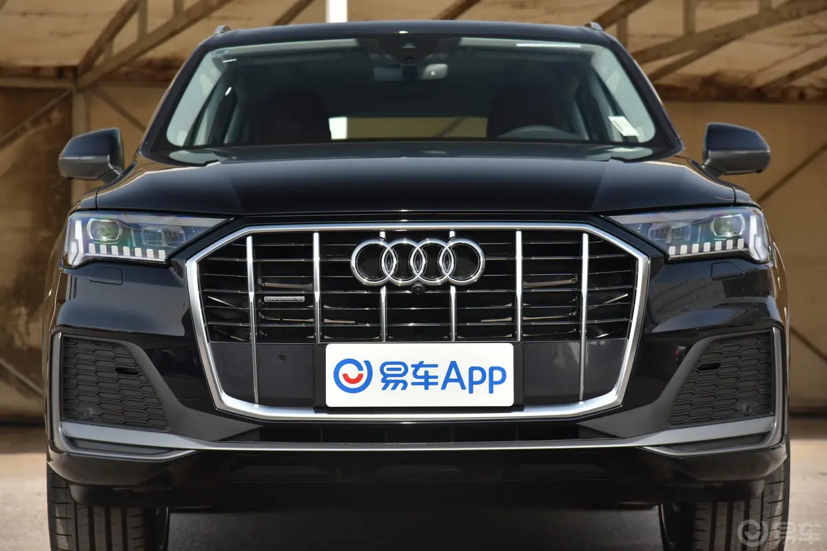 奥迪Q745 TFSI quattro S line 豪华型外观