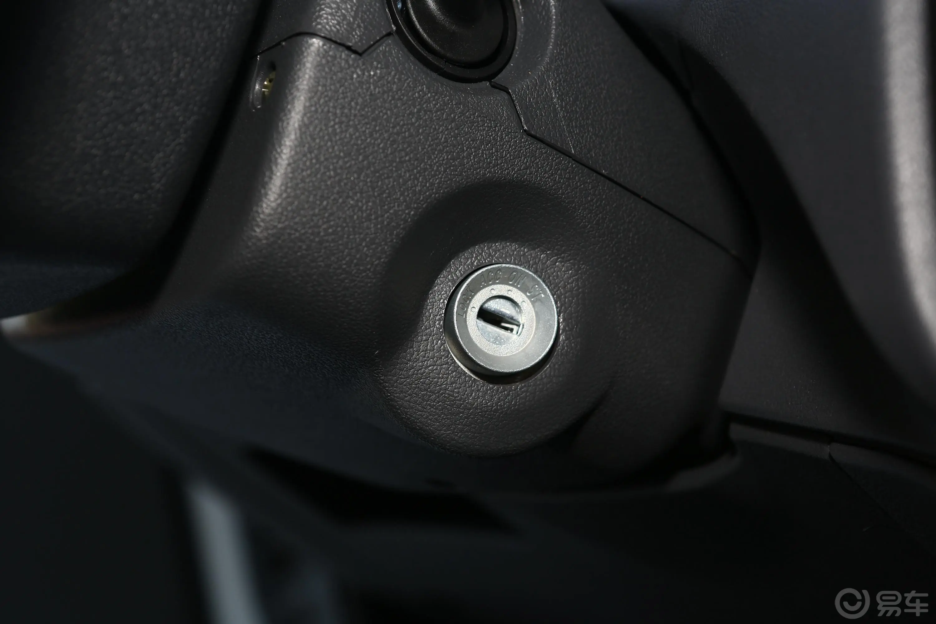 长安之星51.4L 手动 客车 基本版 国VI钥匙孔或一键启动按键