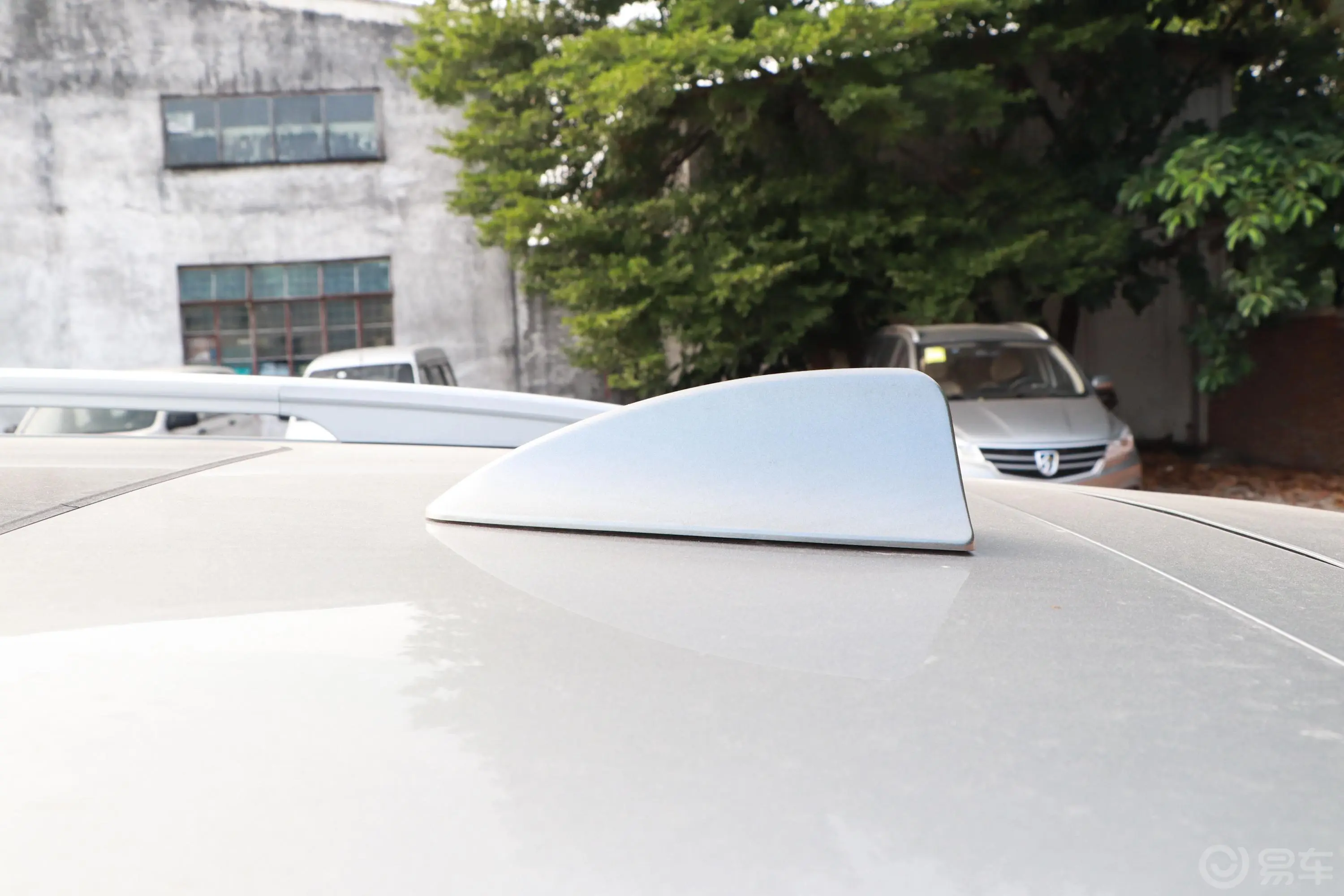 宝骏530全球车周年纪念版 1.5T CVT 尊贵互联型 6座外观