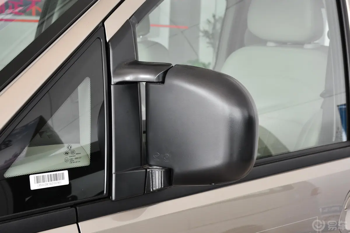 菱智M5 EV豪华型 7座主驾驶后视镜背面