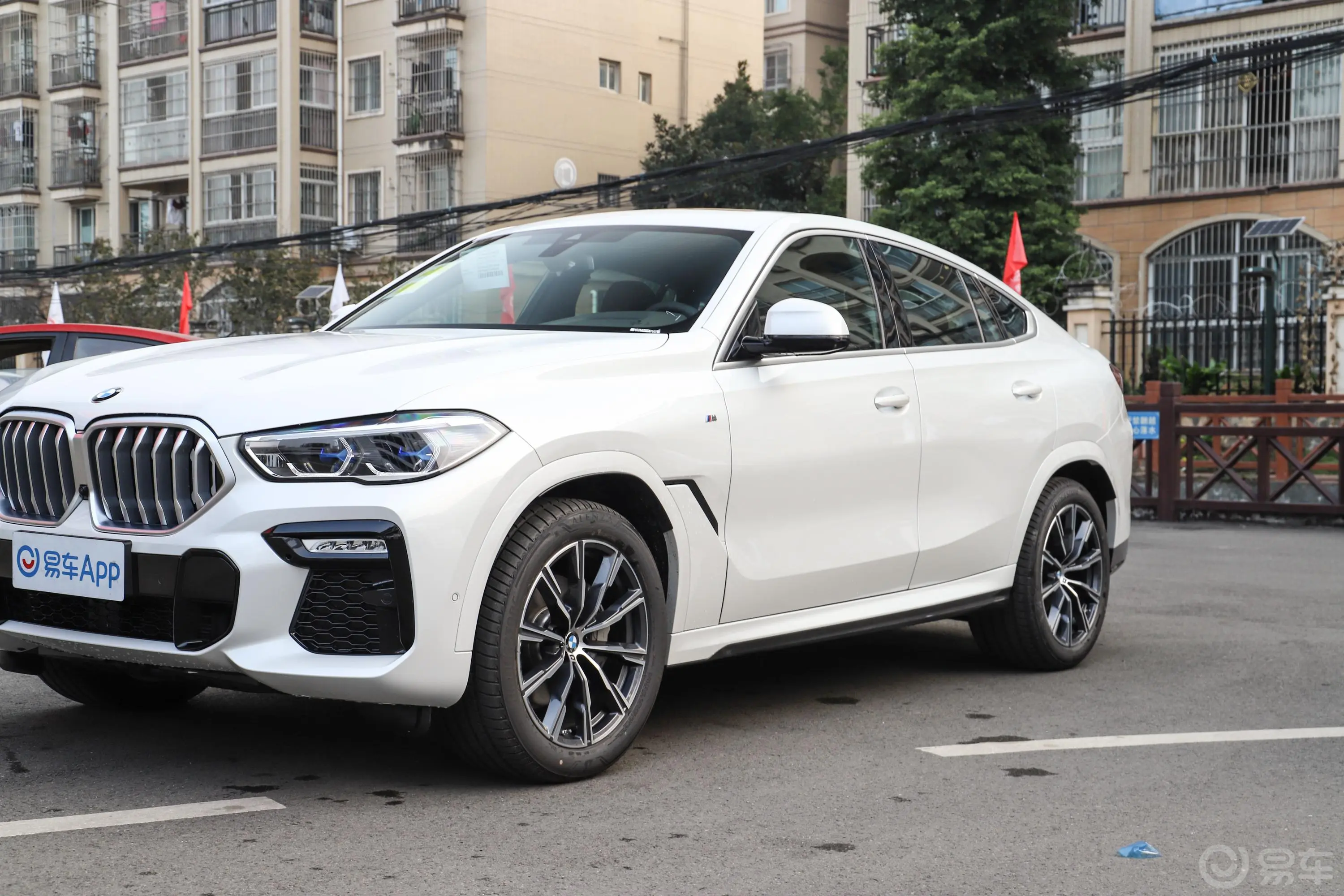 宝马X6xDrive40i M运动套装外观