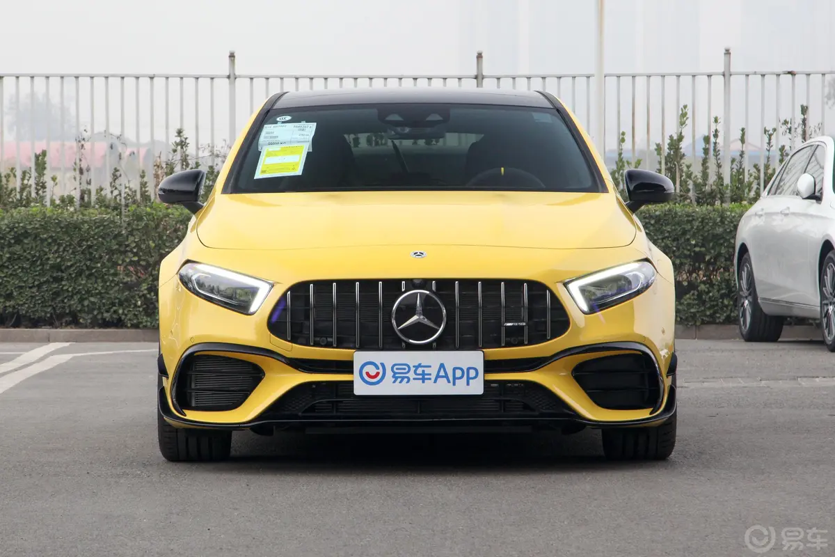 奔驰A级 AMG(进口)AMG A 45 S 4MATIC+正前水平