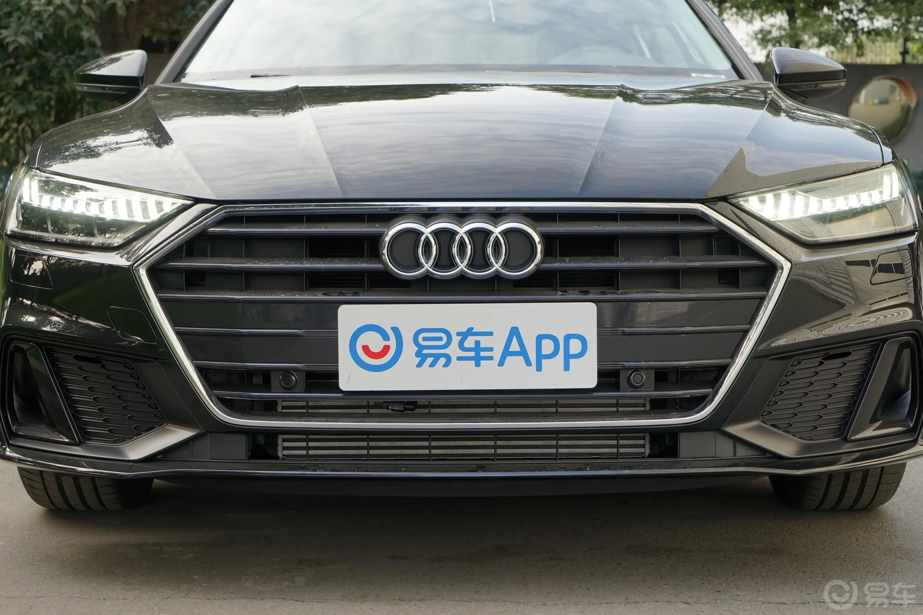 奥迪A740 TFSI 豪华型外观