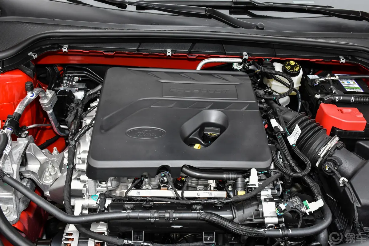 福克斯三厢 EcoBoost 180 自动ST Line外观