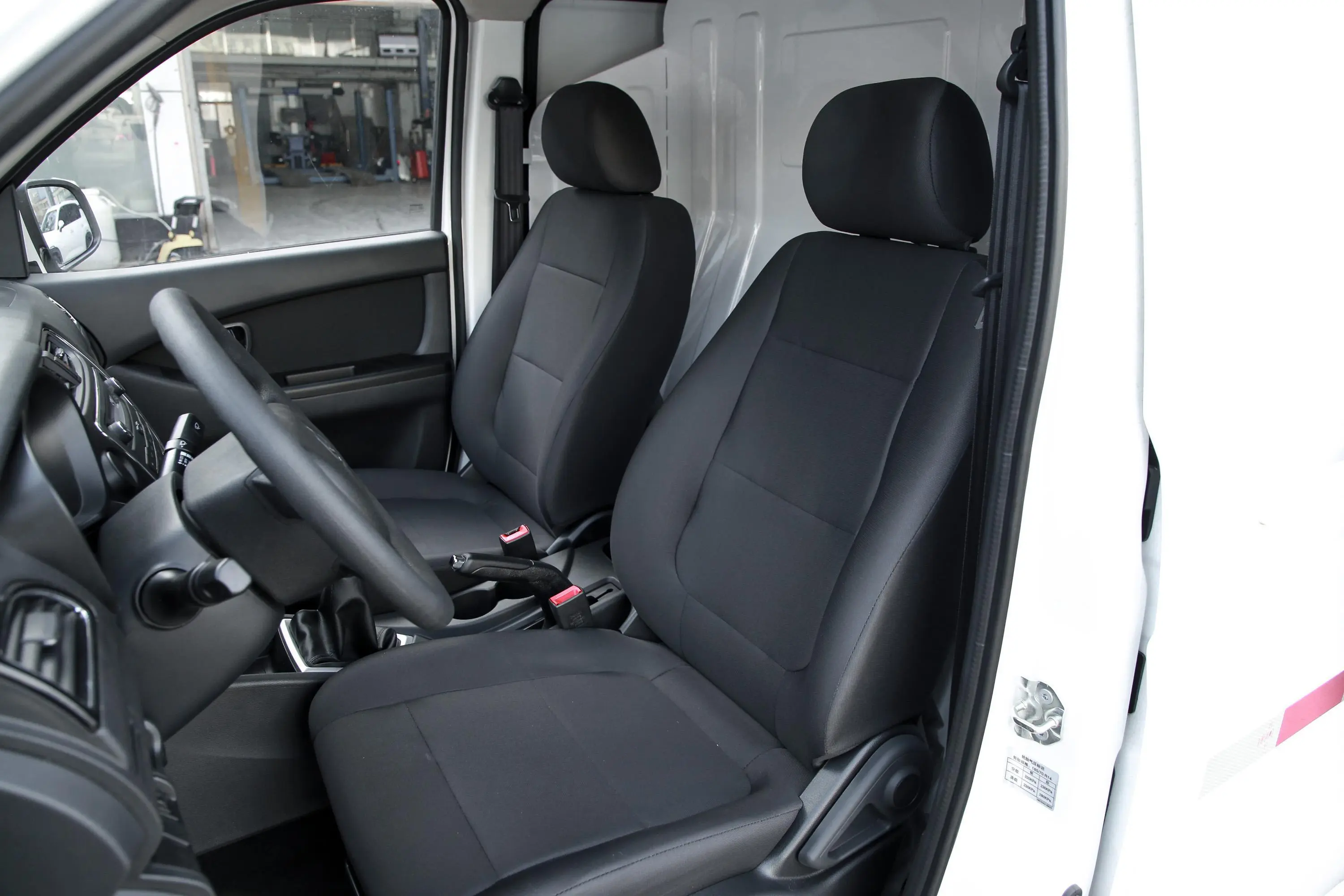 欧诺S欧诺S 1.5L 手动 经济型厢货 国VI驾驶员座椅
