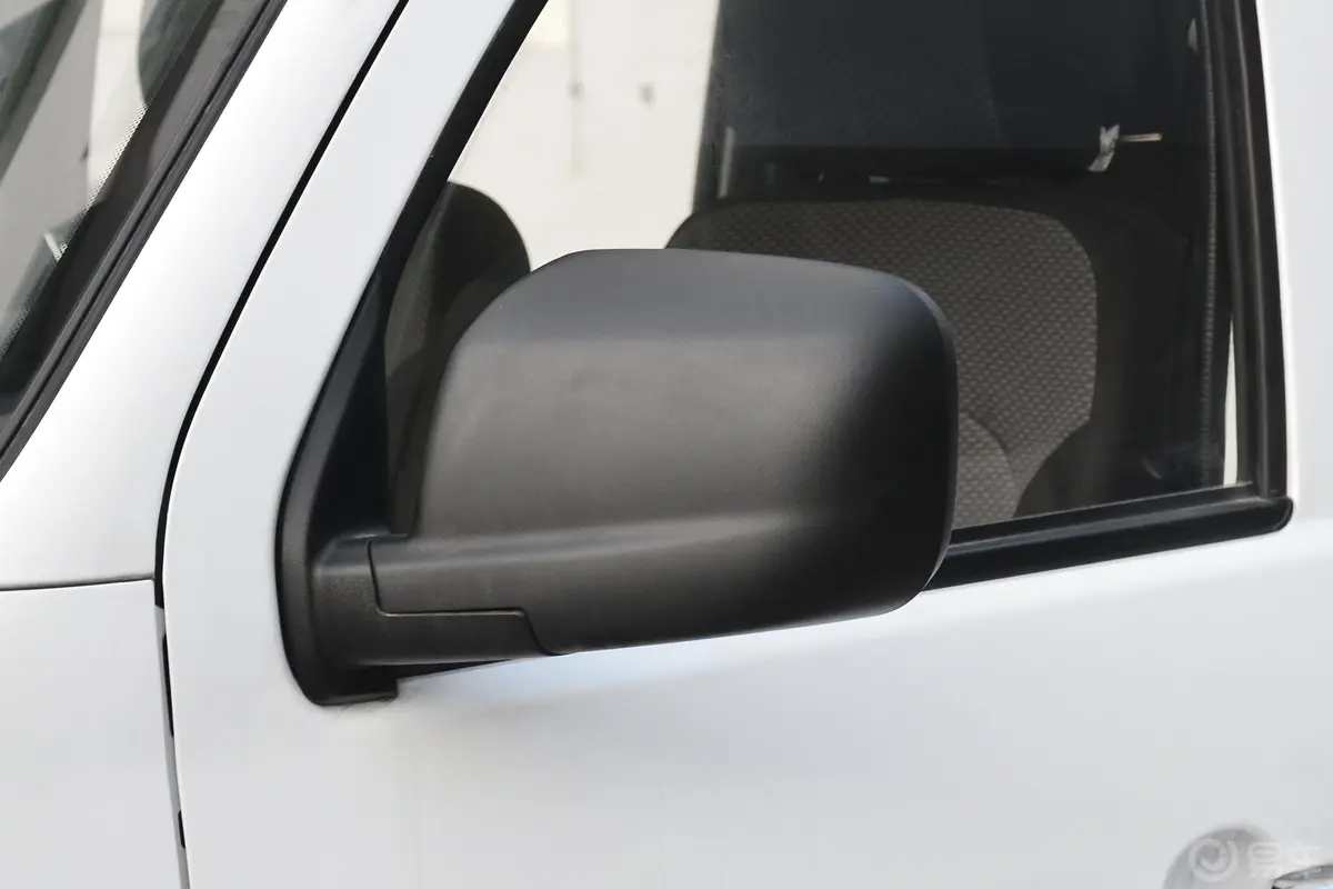 开沃D07创业者 多功能乘用车 磷酸铁锂40.32kWh主驾驶后视镜背面