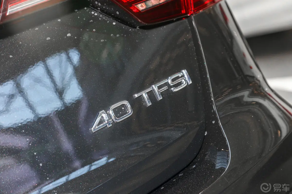 奥迪A4(进口)Avant 先锋派 40TFSI 时尚致雅型外观