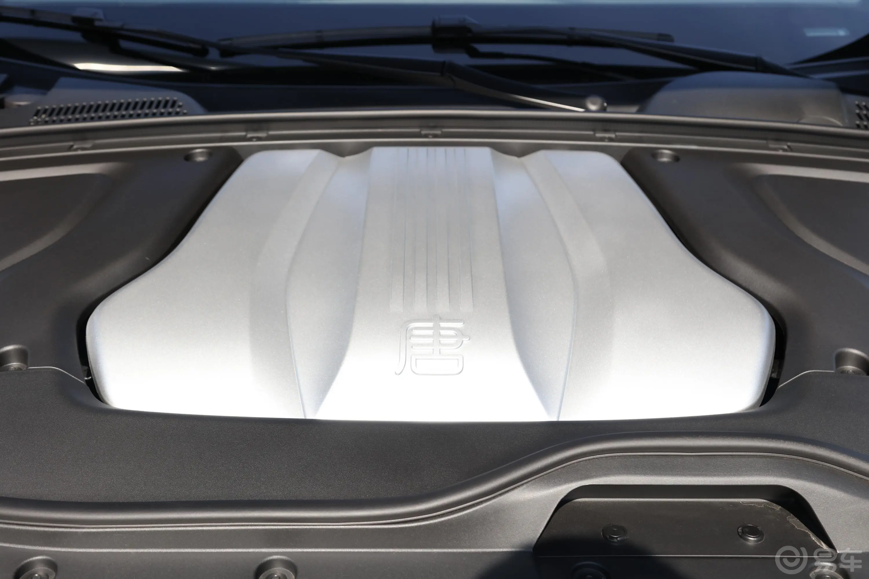 唐新能源EV 四驱 高性能版 创世旗舰型外观