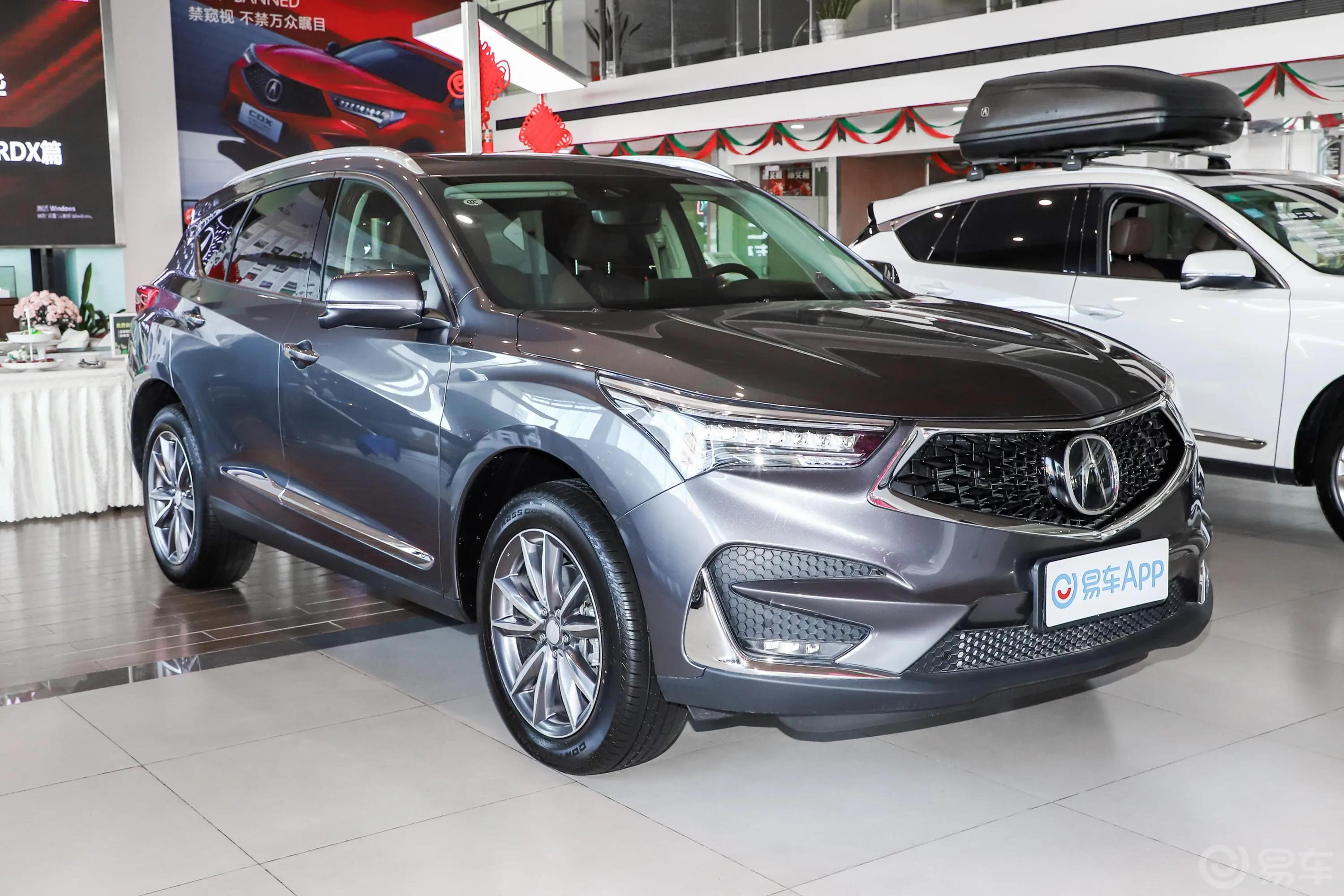 讴歌RDX2.0T 两驱 尊享版外观