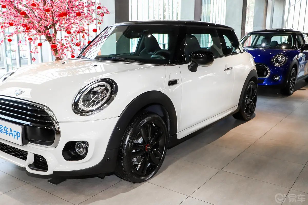 MINI1.5T COOPER 赛车手外观