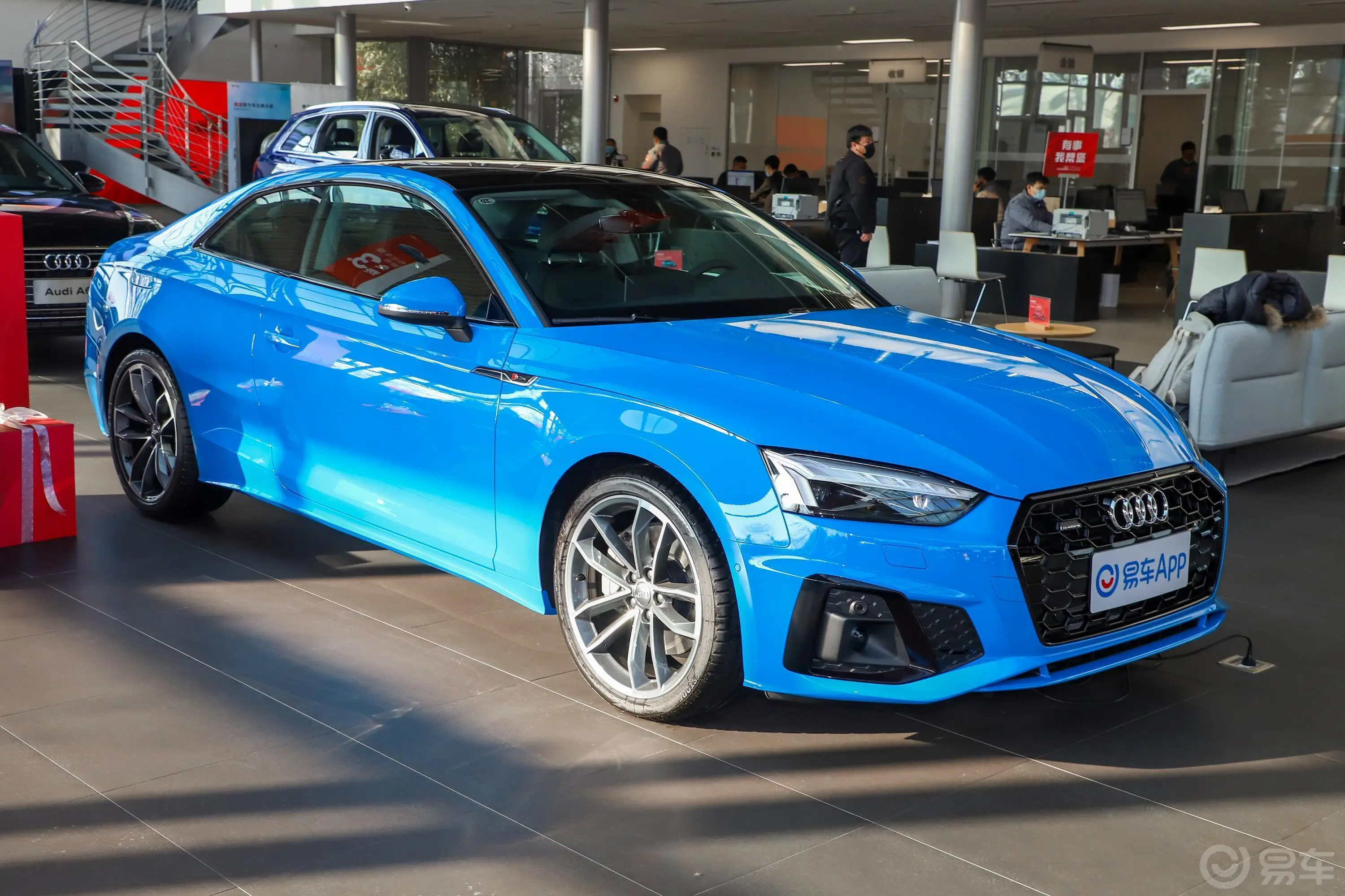 奥迪A5Coupe 45TFSI quattro 臻选动感型外观