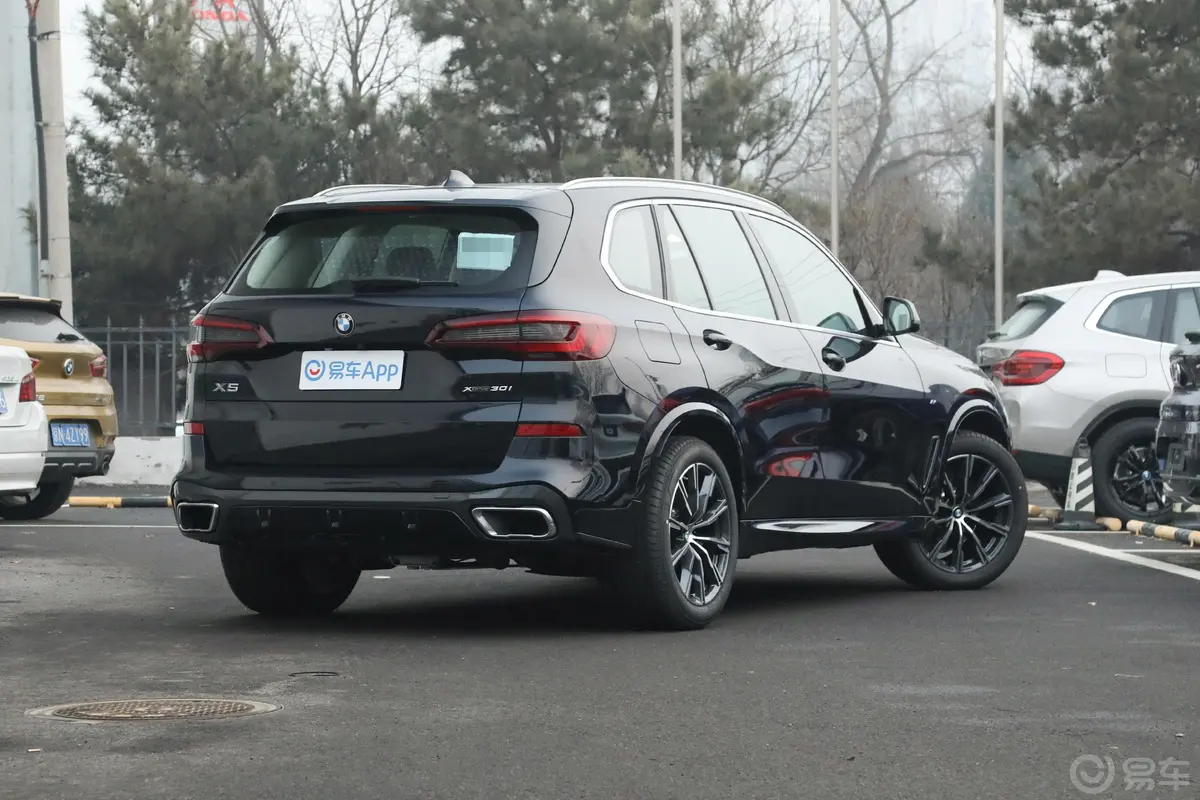 宝马X5(进口)xDrive30i M运动套装外观