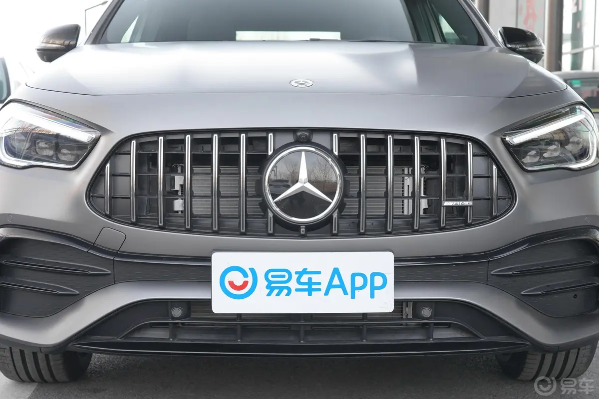 奔驰GLA AMGAMG GLA 35 4MATIC外观