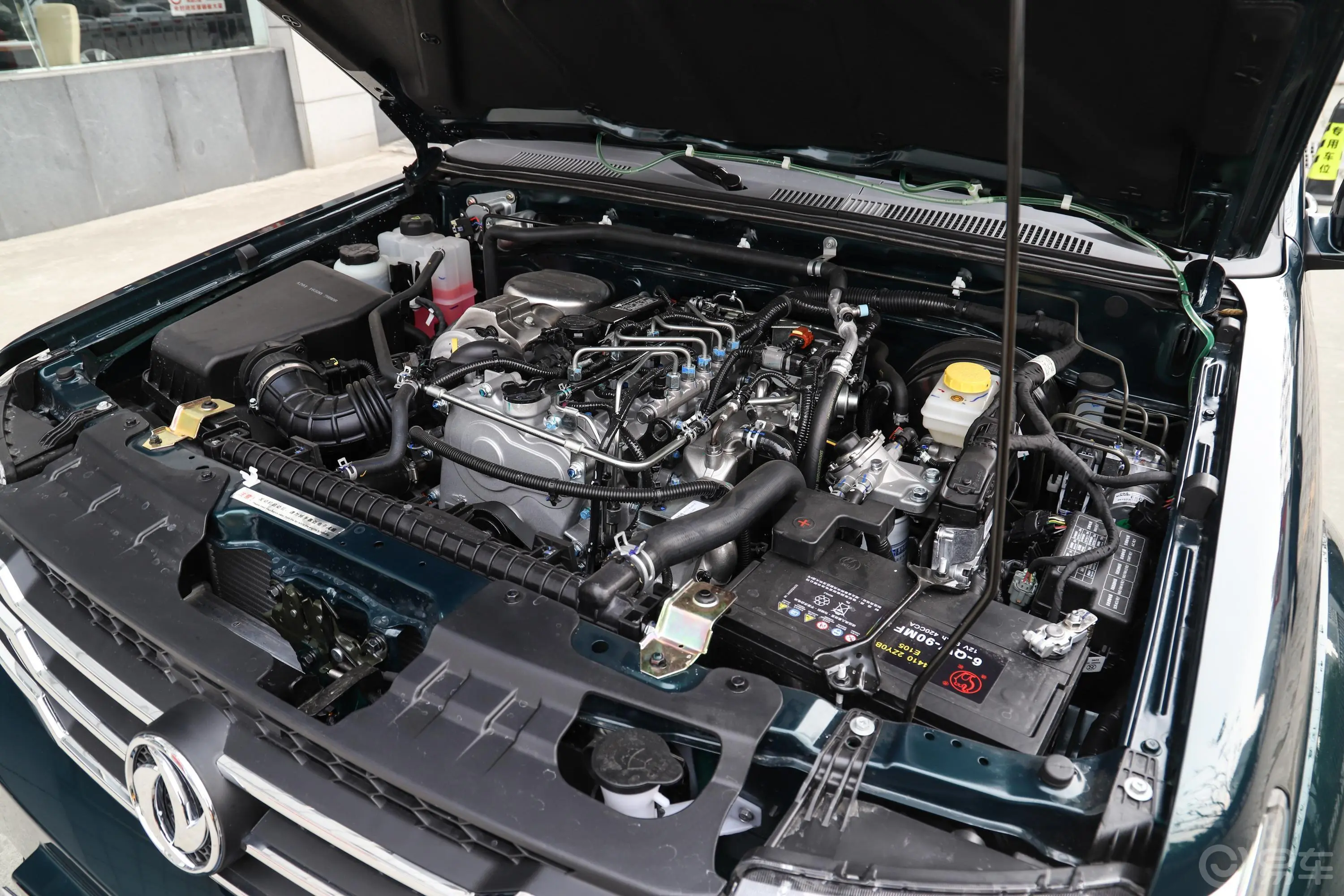 锐骐2.4T 两驱基型车创业版YCY24165-61 柴油动力底盘