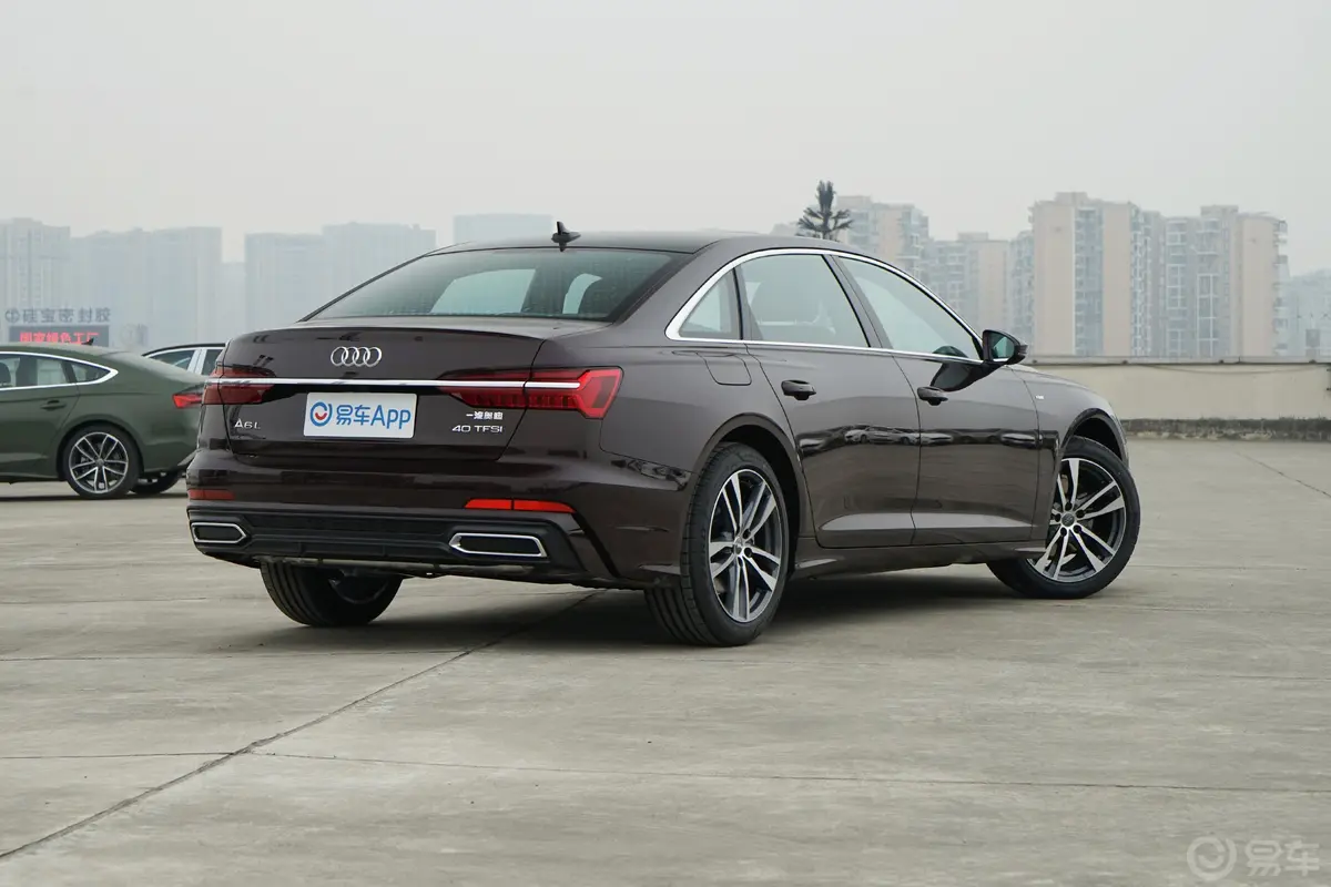 奥迪A6L40 TFSI 豪华动感型外观