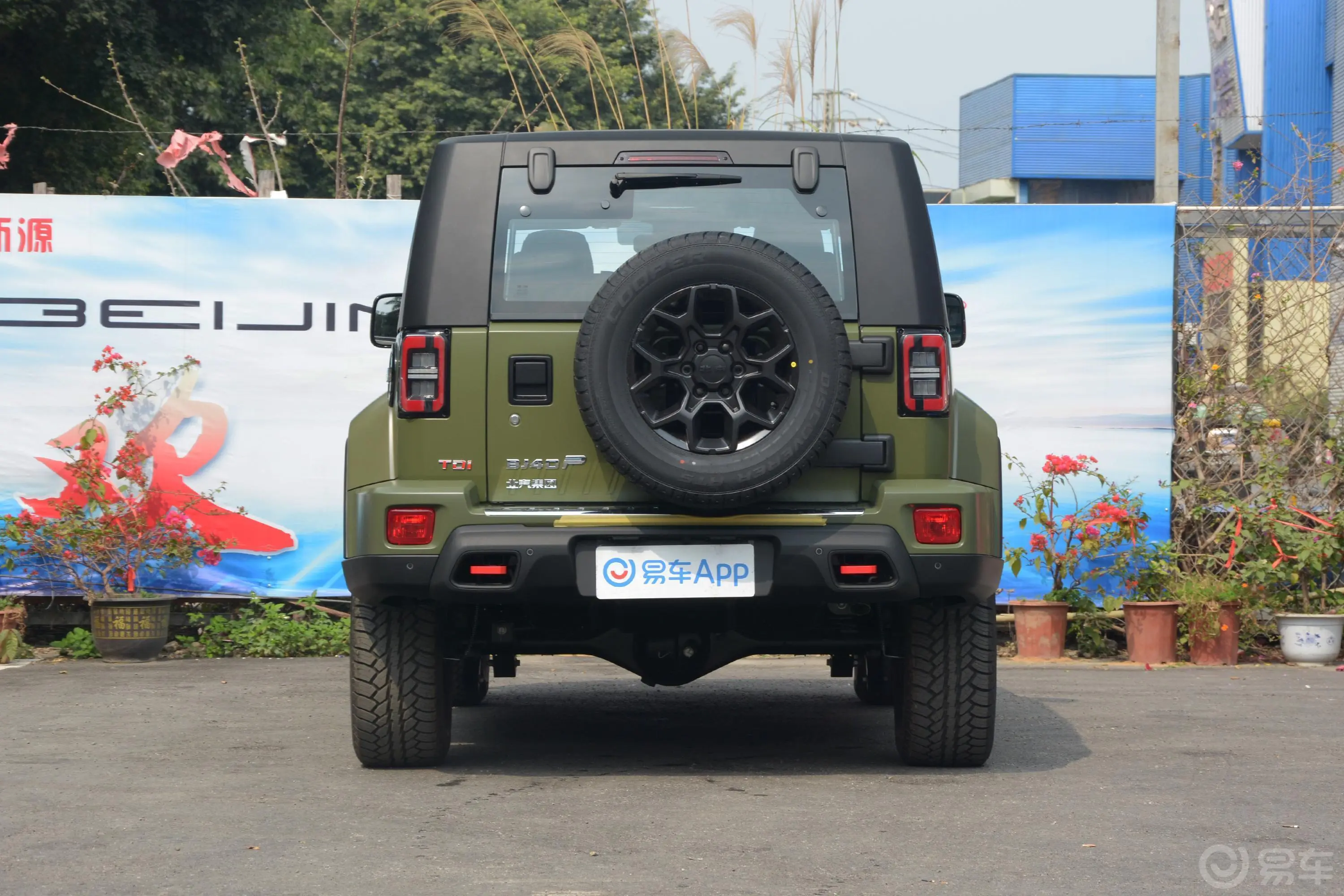 北京越野BJ40刀锋英雄版 2.0T 自动四驱侠客版 柴油外观