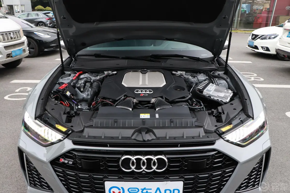 奥迪RS 6RS 6 4.0T Avant外观