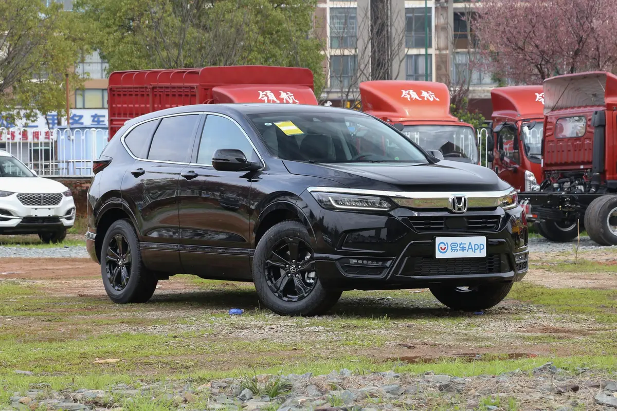 皓影240TURBO CVT 两驱 尊贵版侧前45度车头向右水平