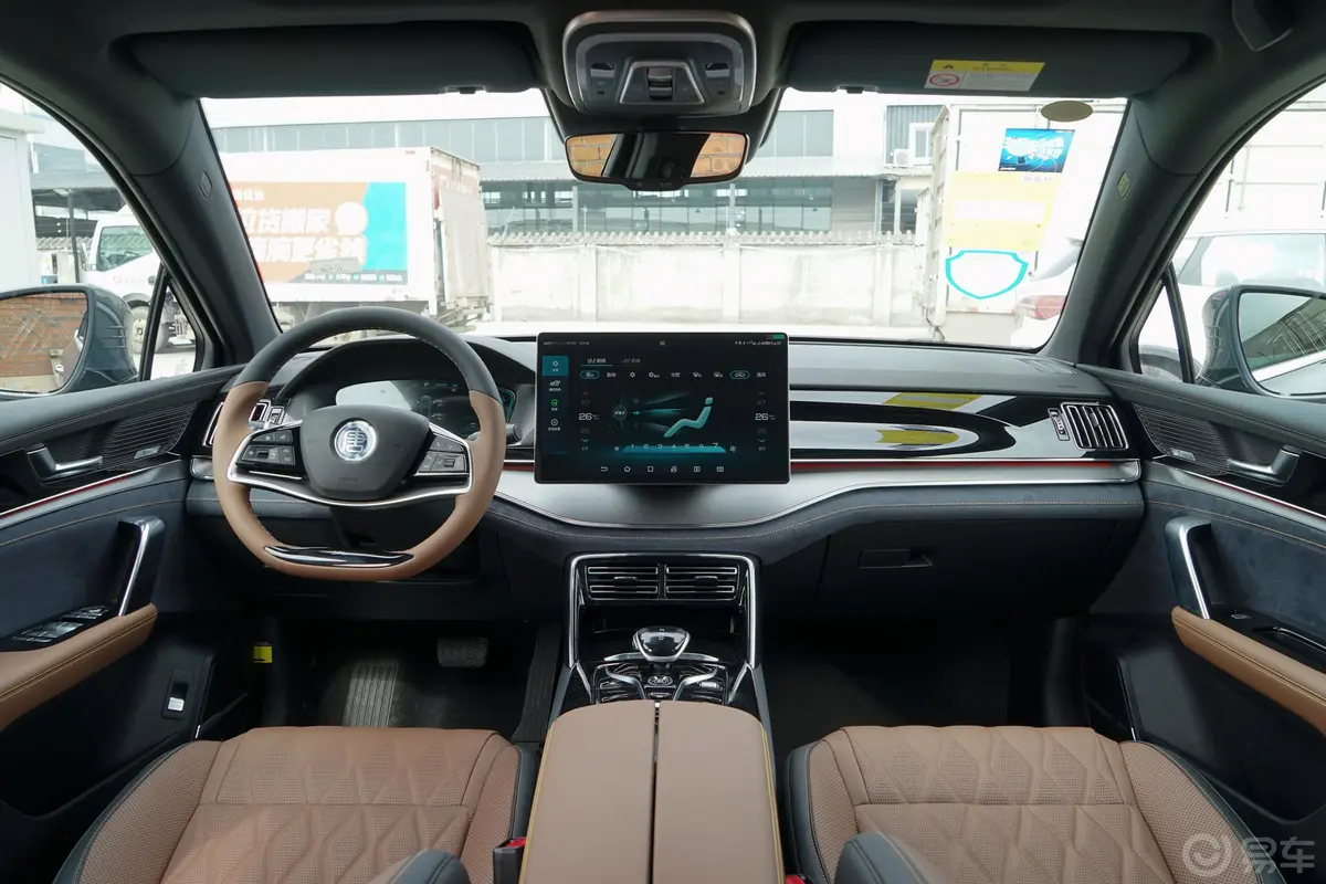 唐新能源EV 四驱 高性能版 尊荣型驾驶员侧前车门