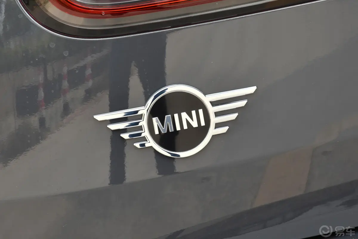 MINI CLUBMAN2.0T COOPER S外观