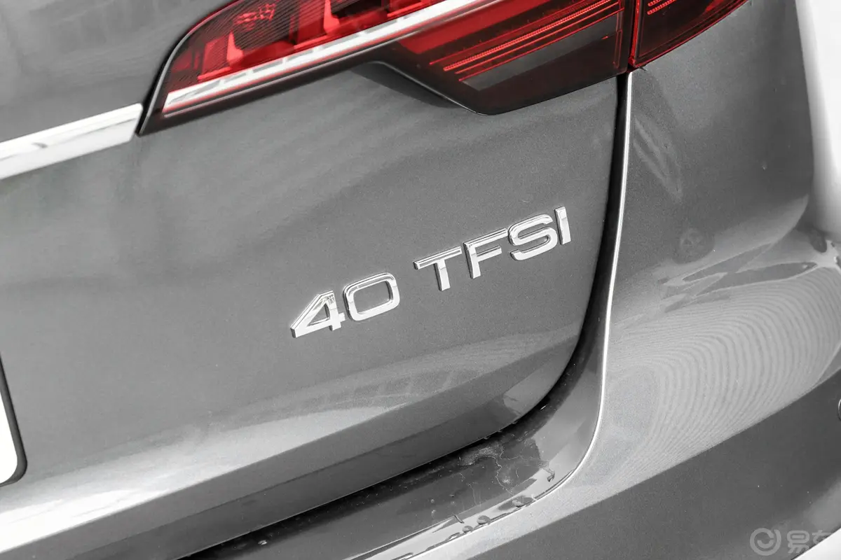 奥迪A4(进口)Avant 先锋派 40TFSI 时尚动感型外观