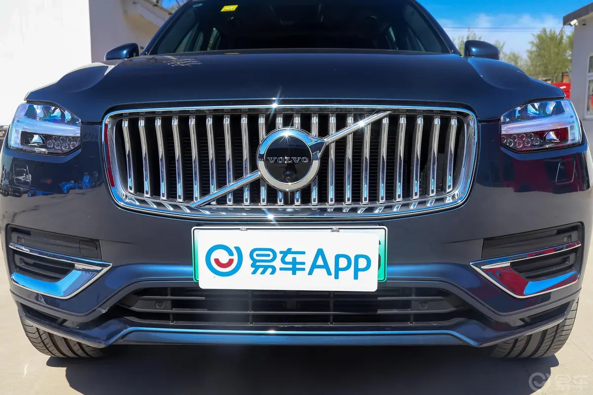 沃尔沃XC90新能源RECHARGE T8 智尊豪华版外观