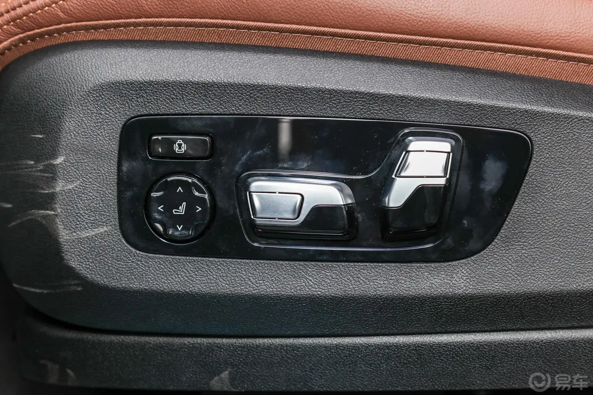 宝马X5(进口)xDrive40i 尊享型 M运动套装内饰