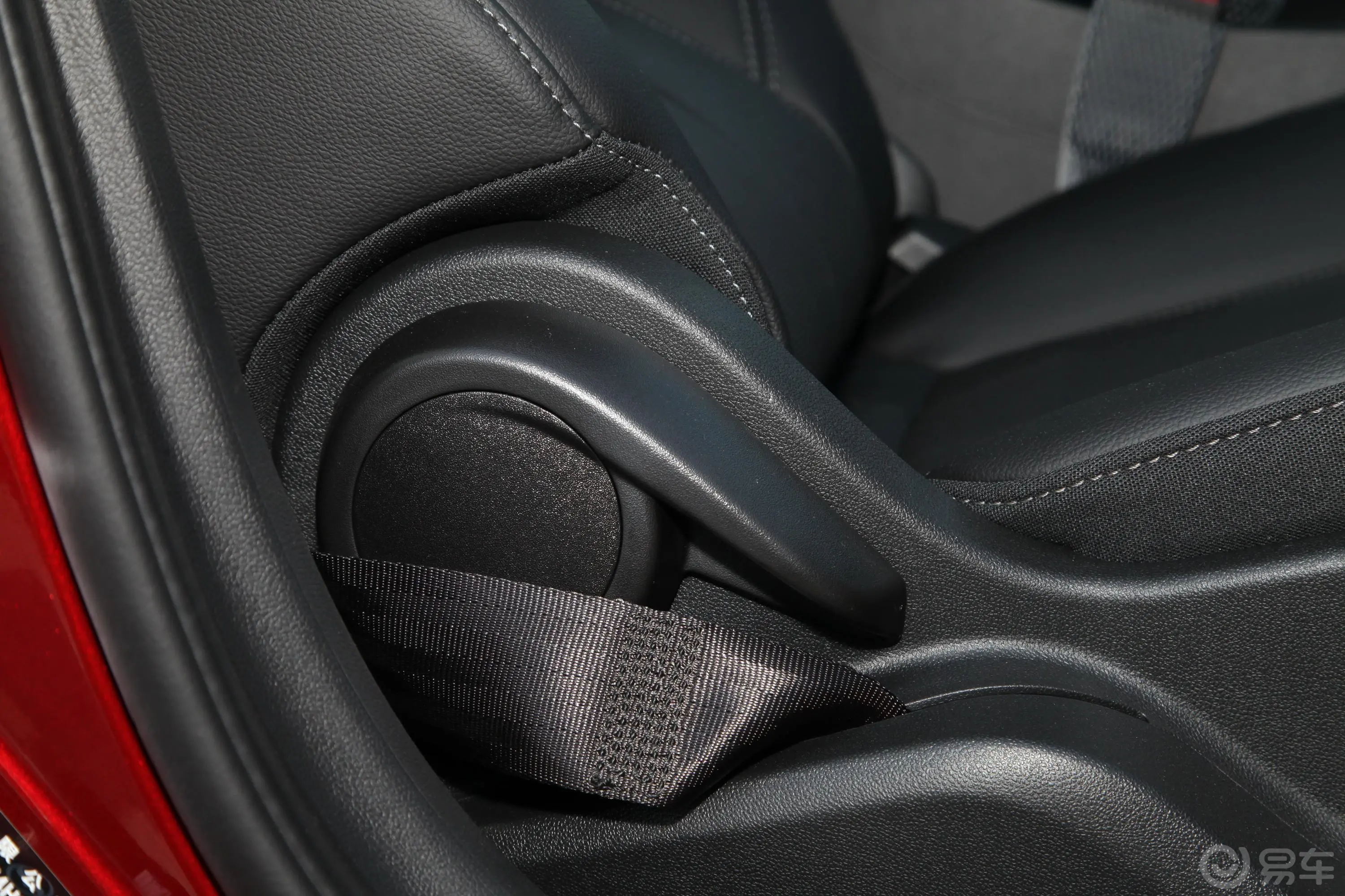 英朗改款 典范 1.5L 自动精英型副驾座椅调节