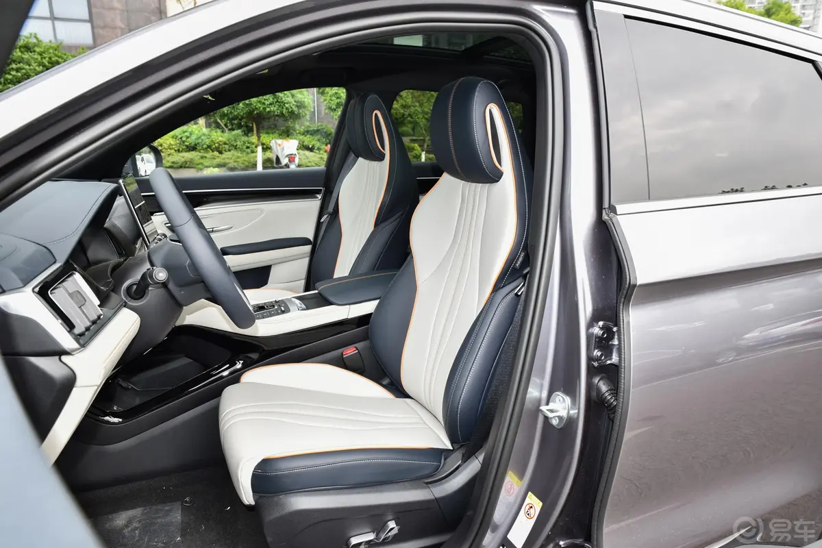 宋PLUS新能源EV 尊贵型驾驶员座椅