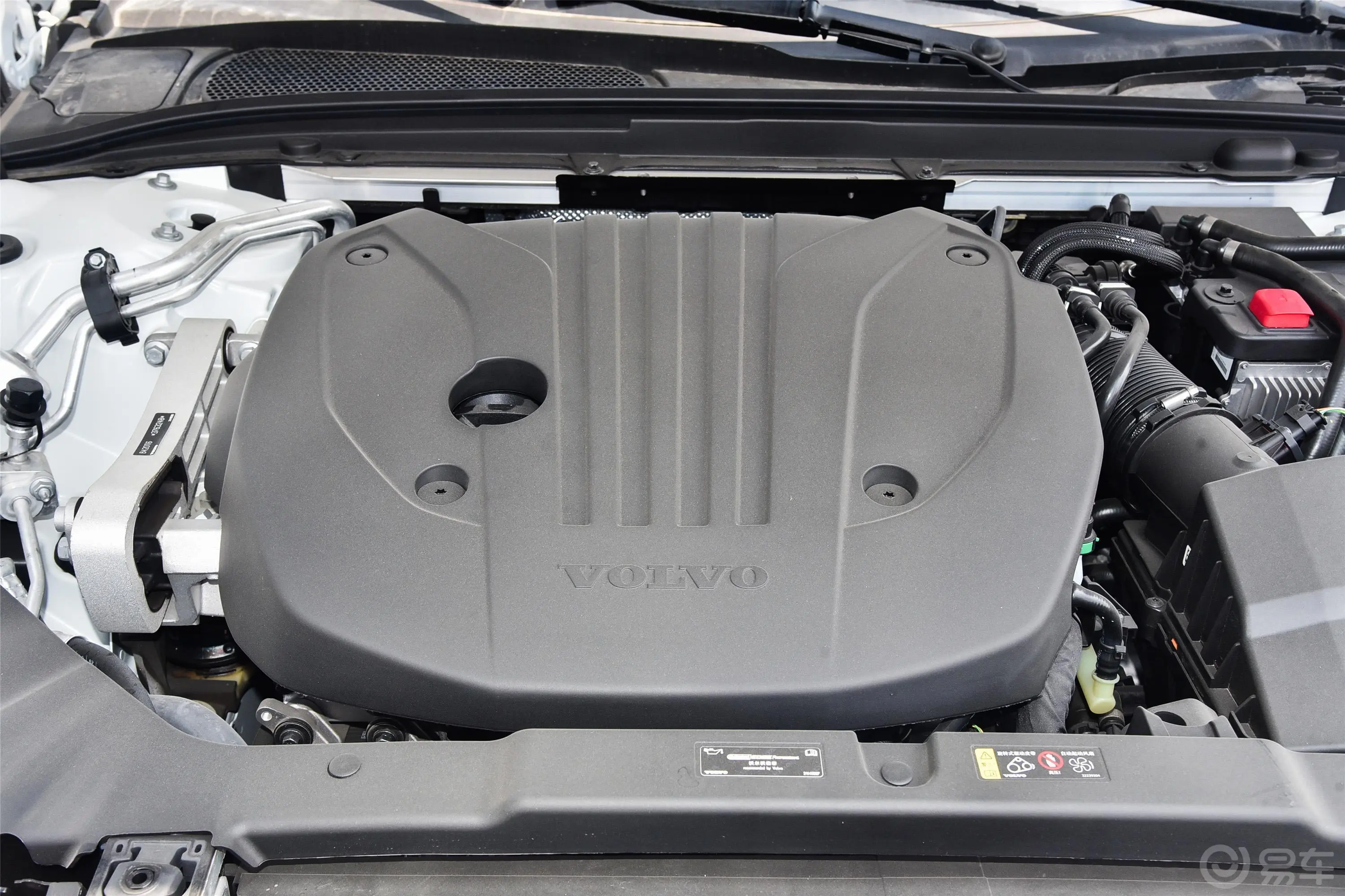 沃尔沃V60B4 智逸豪华版外观