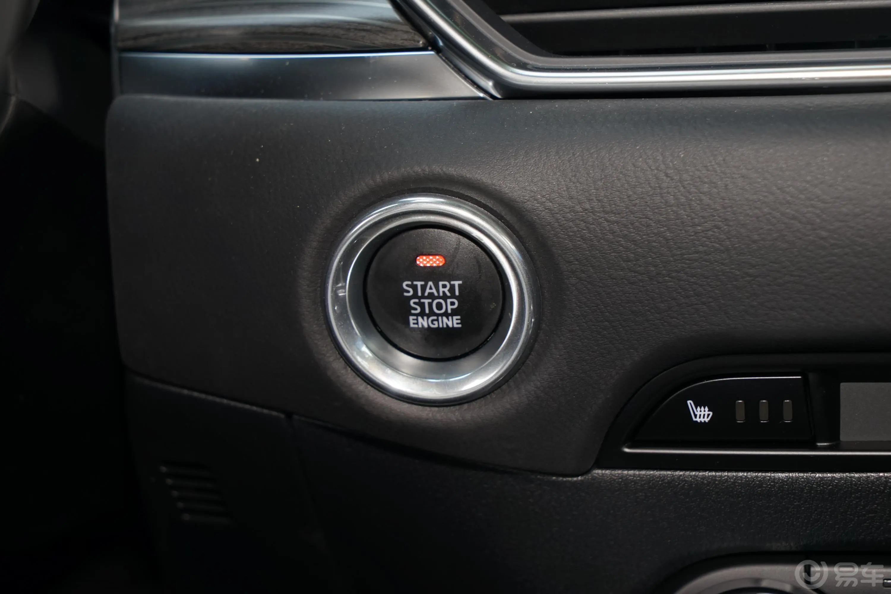 马自达CX-52.5L 手自一体 四驱 智尊型钥匙孔或一键启动按键