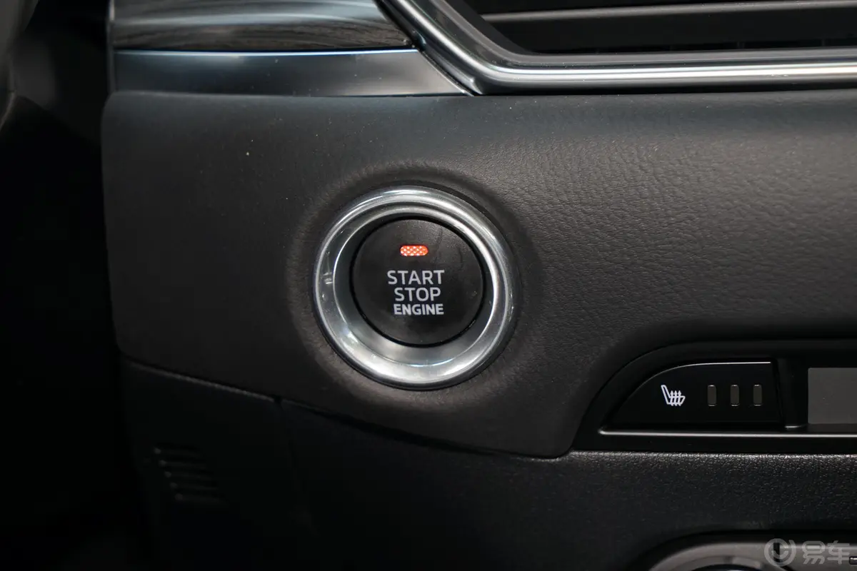 马自达CX-52.5L 手自一体 四驱 智尊型钥匙孔或一键启动按键