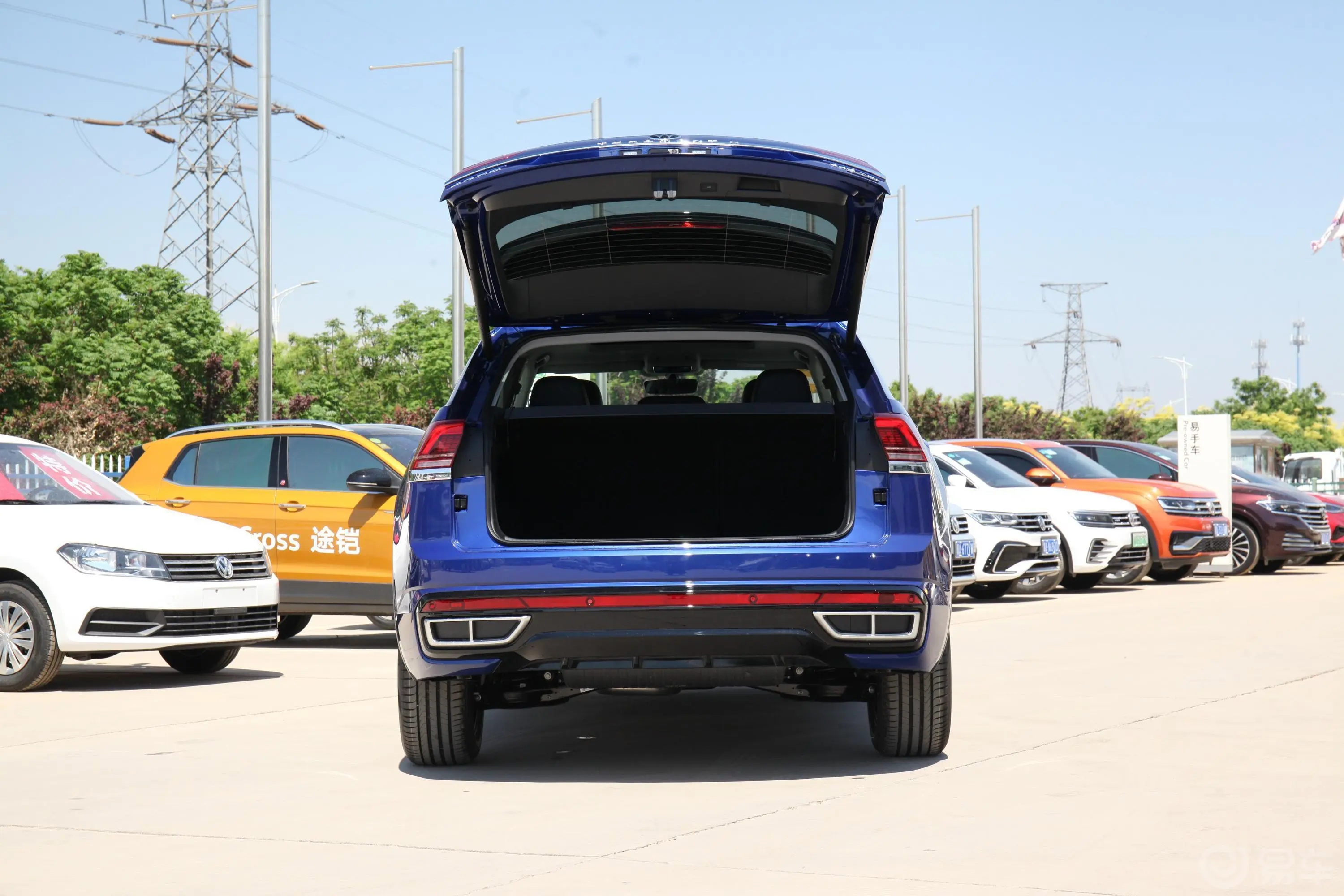 途昂途昂X 380TSI 四驱 尊崇豪华版空间