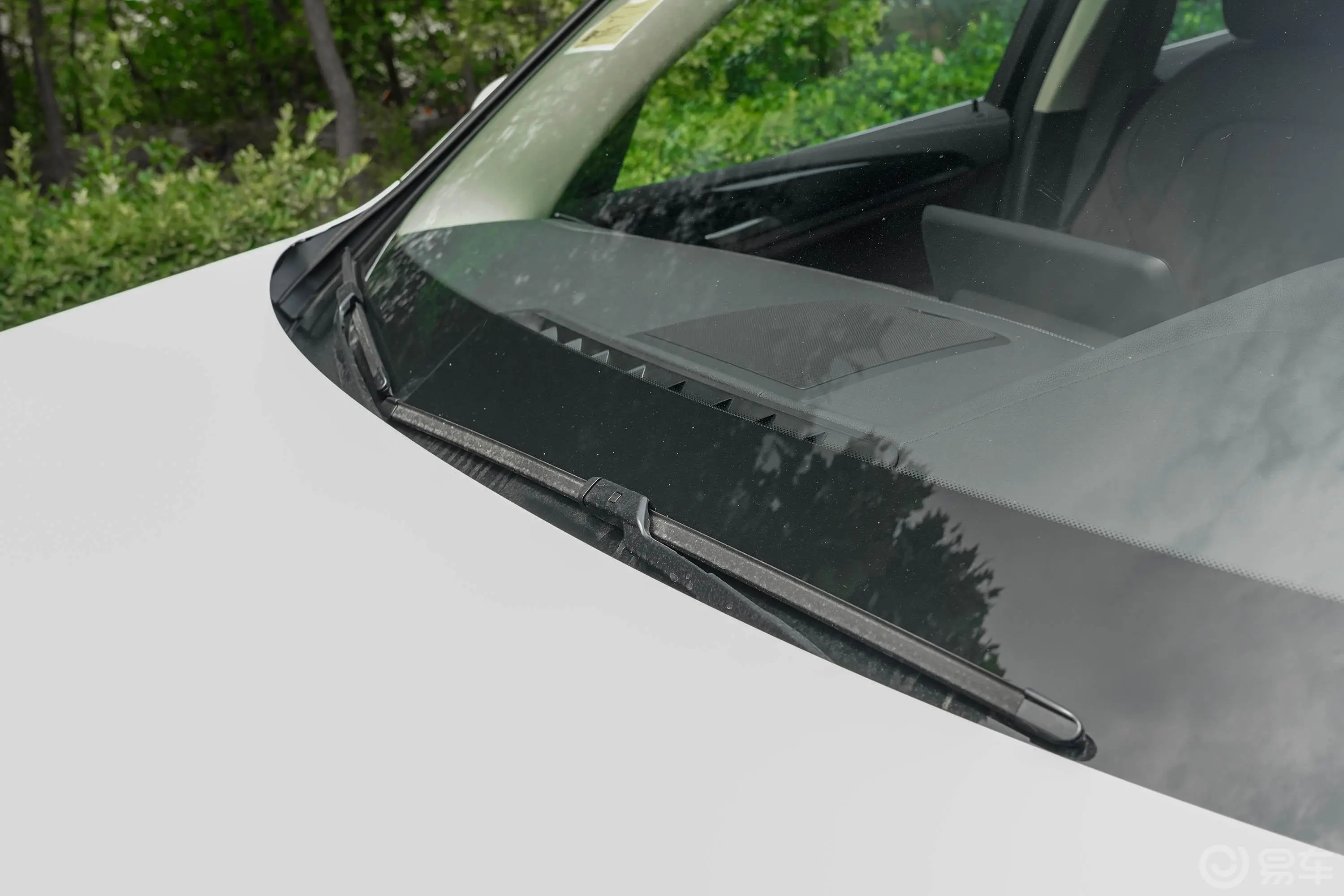 宝马X3改款 xDrive 25i 豪华套装雨刷器