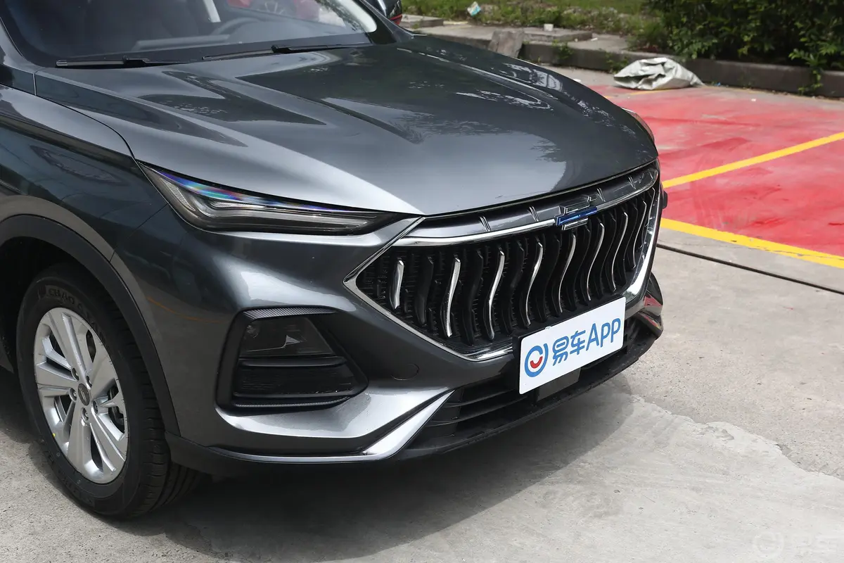 长安欧尚X51.6L 手动 豪华型外观