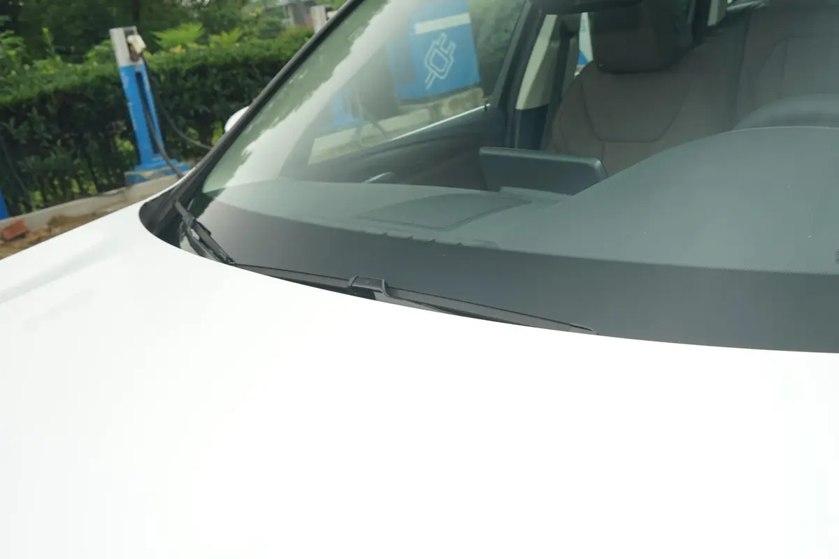 宝马X3改款 xDrive 28i M运动套装雨刷器