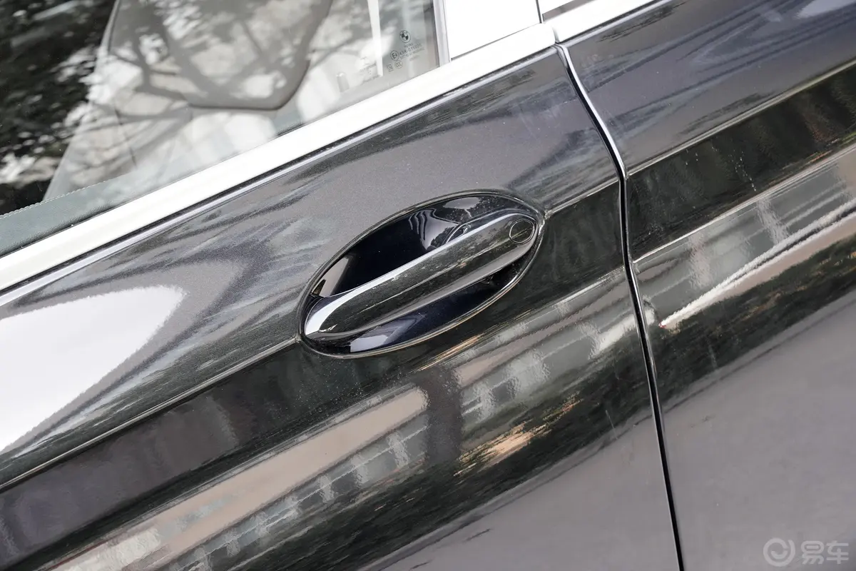 宝马X3改款 xDrive 30i 领先型 M运动套装驾驶员侧前门把手