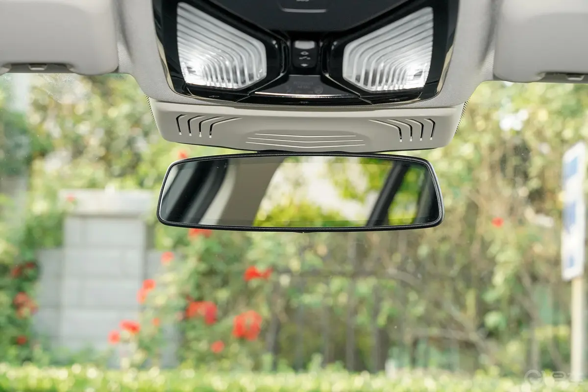 宝马X3改款 xDrive 30i 领先型 M运动套装内后视镜