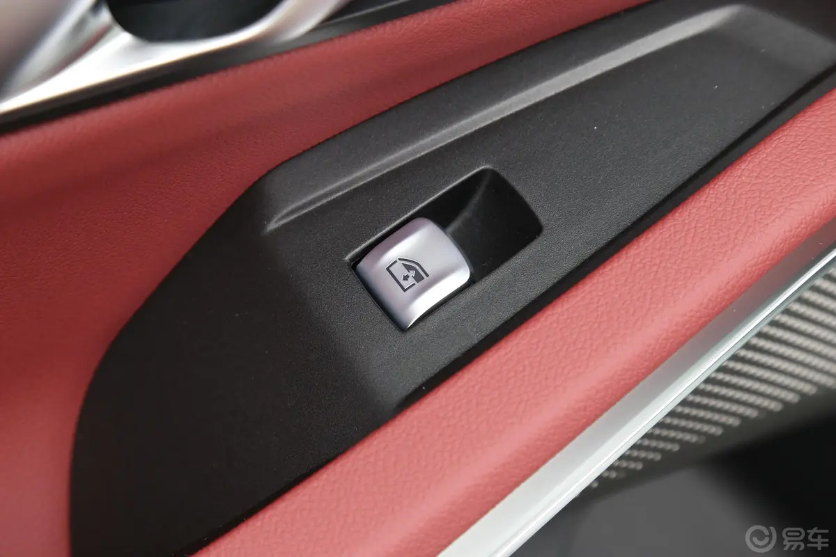 宝马3系改款2 325Li xDrive M运动套装后车窗调节