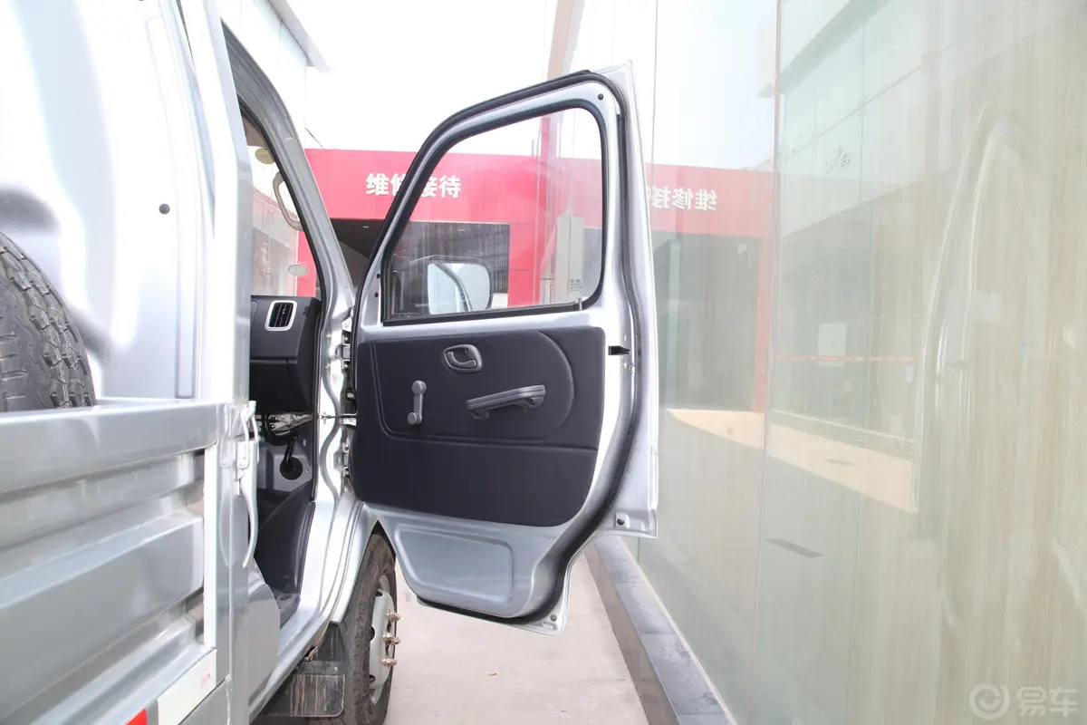 神骐T201.6L 手动 单排标准式运输车 标准型 CNG 国VI副驾驶员车门