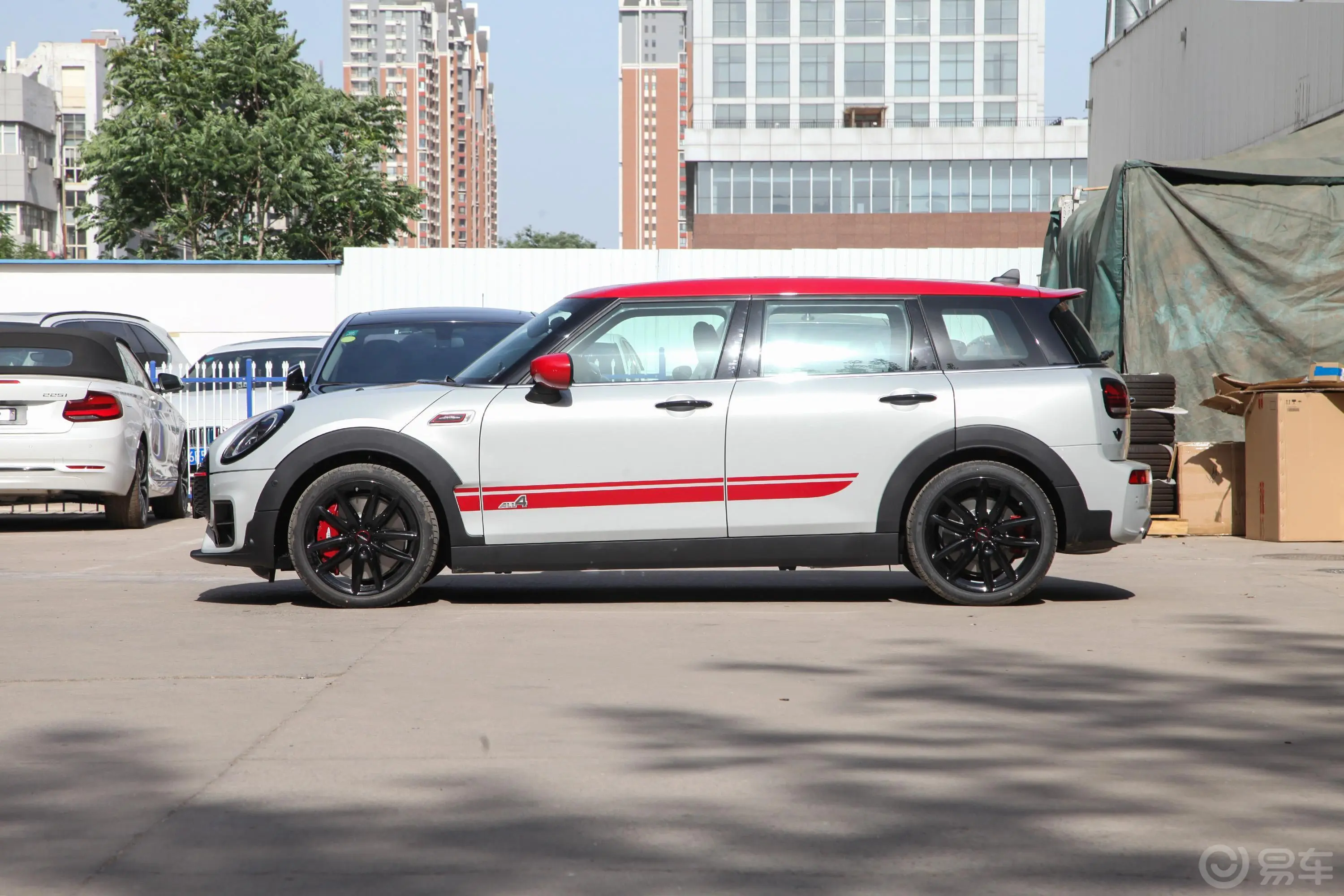 MINI JCW CLUBMAN2.0T JOHN COOPER WORKS ALL-IN正侧车头向左水平