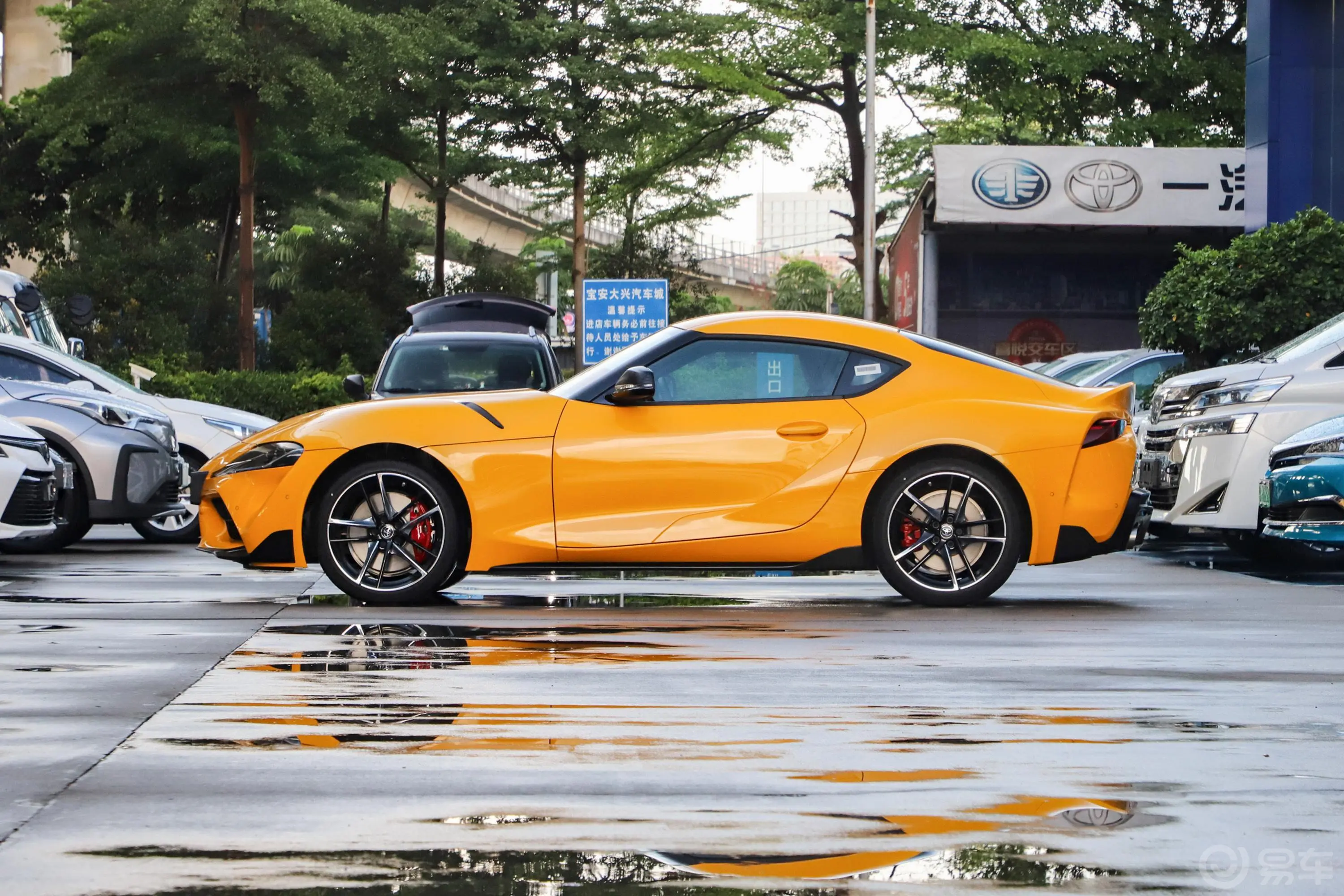 SUPRAGR SUPRA 3.0T 标准型外观