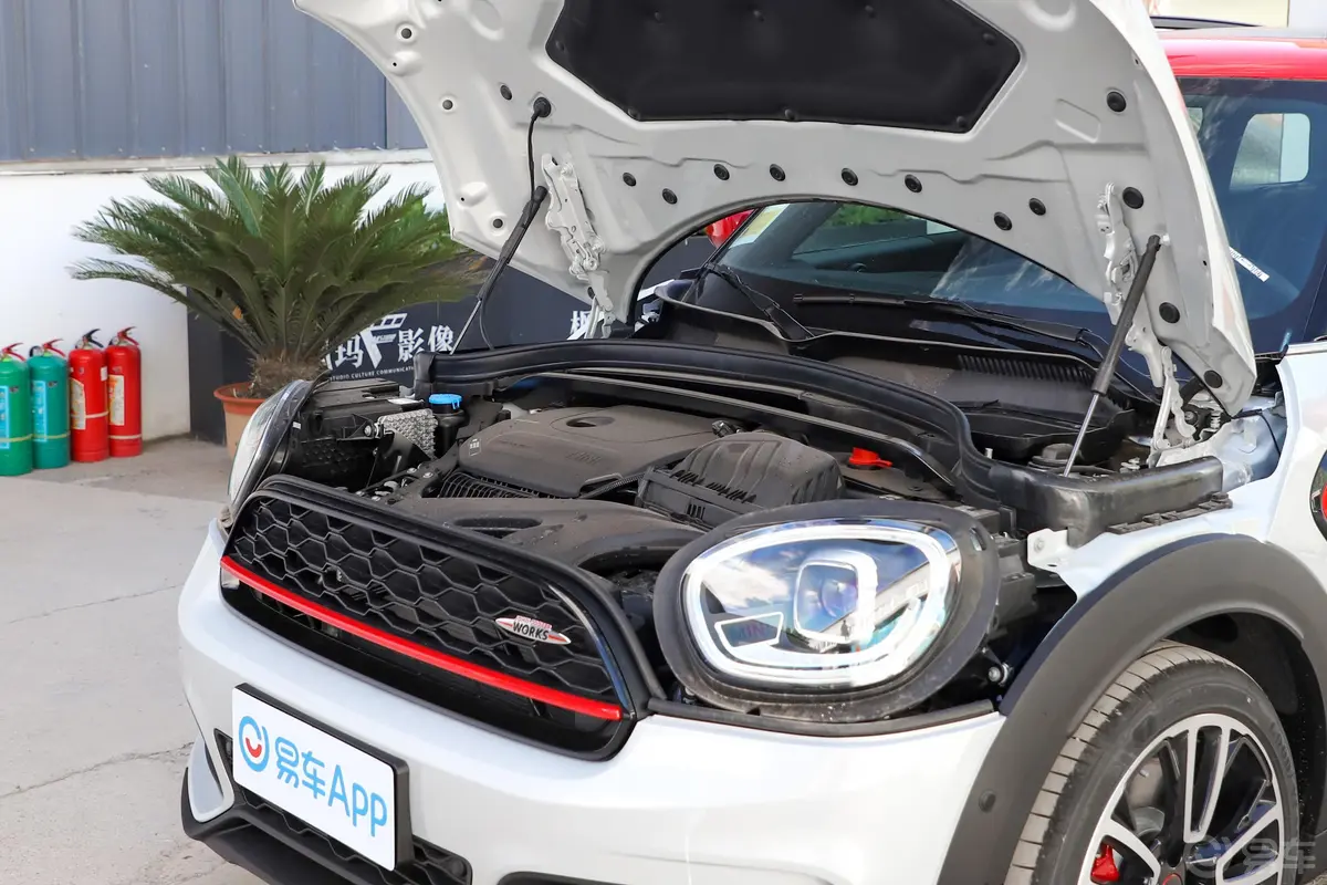 MINI JCW COUNTRYMAN2.0T JOHN COOPER WORKS ALL-IN外观