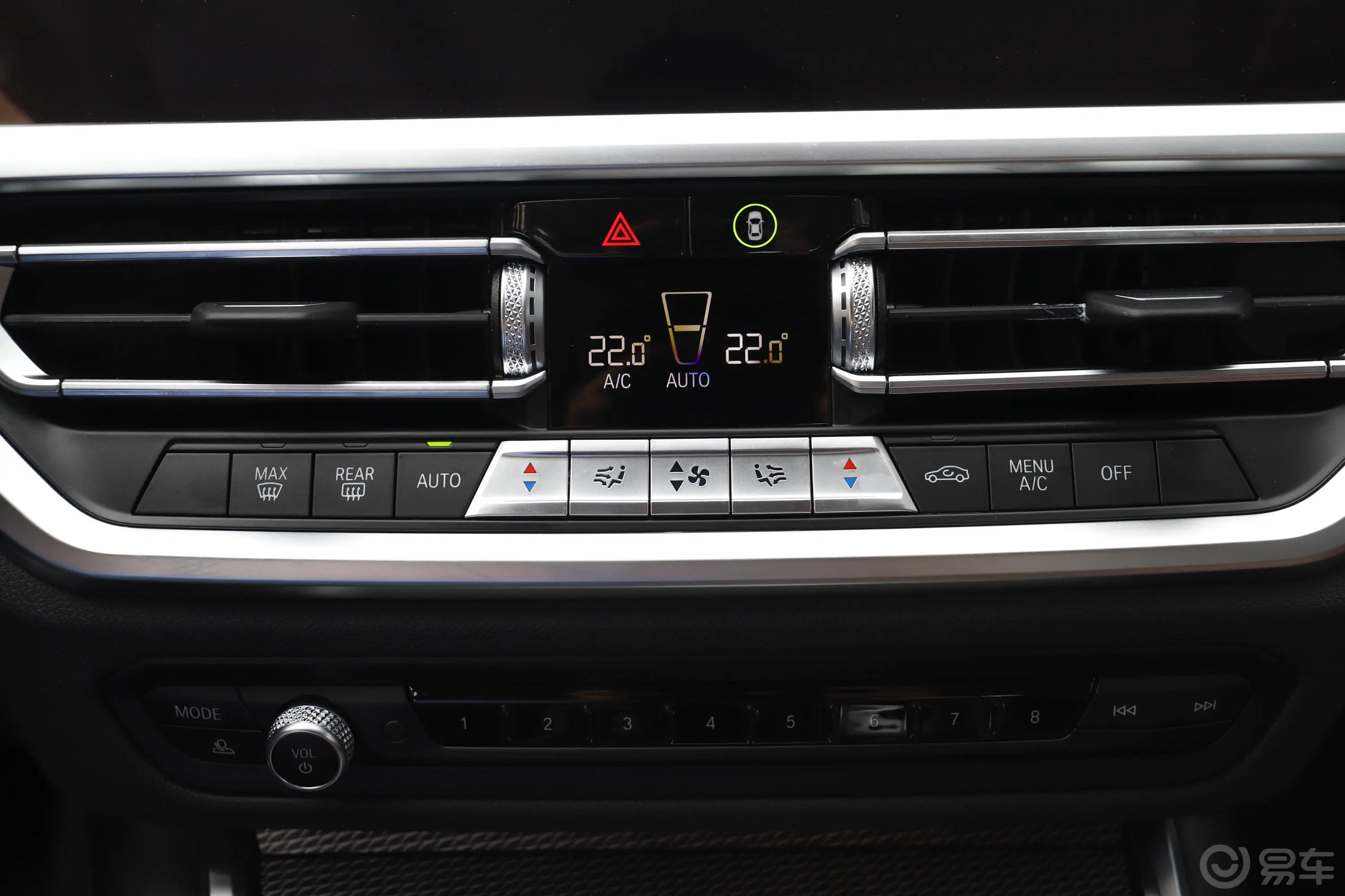 宝马3系改款2 330Li xDrive M运动曜夜套装空调