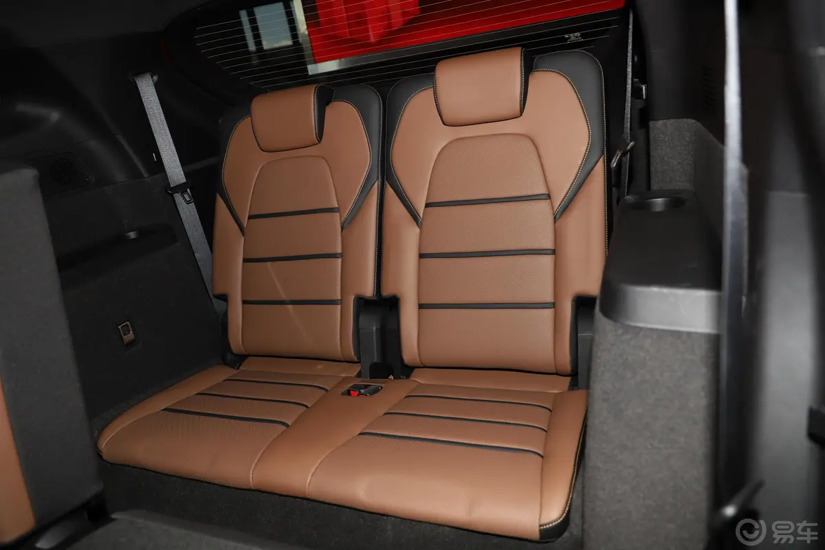 唐新能源EV 两驱 长续航版 尊荣型第三排座椅