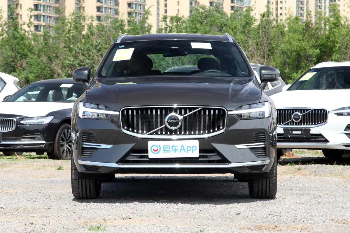 沃尔沃XC60B5 四驱 智逸豪华版外观