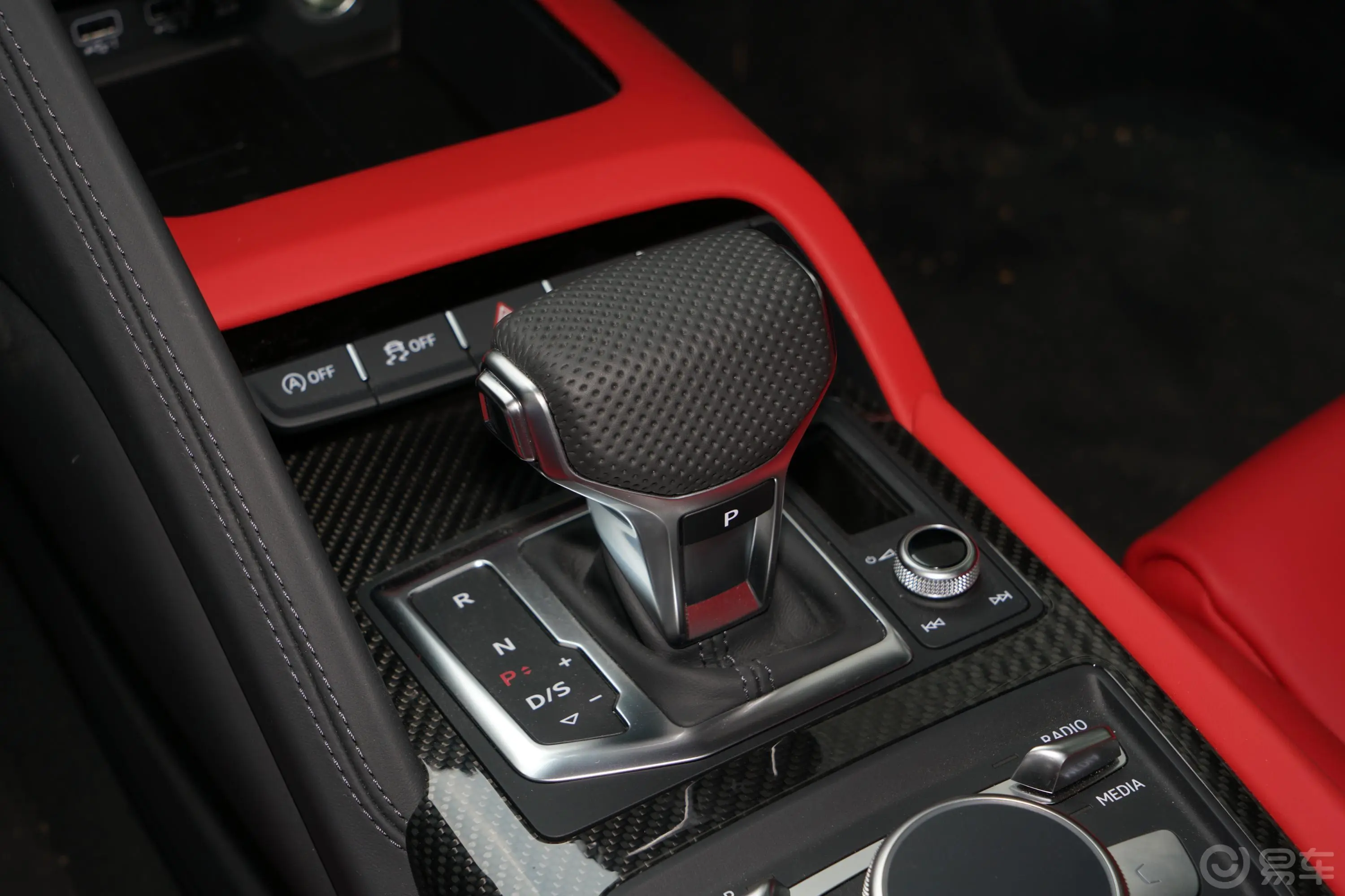 奥迪R8R8 V10 Coupe Performance换挡杆