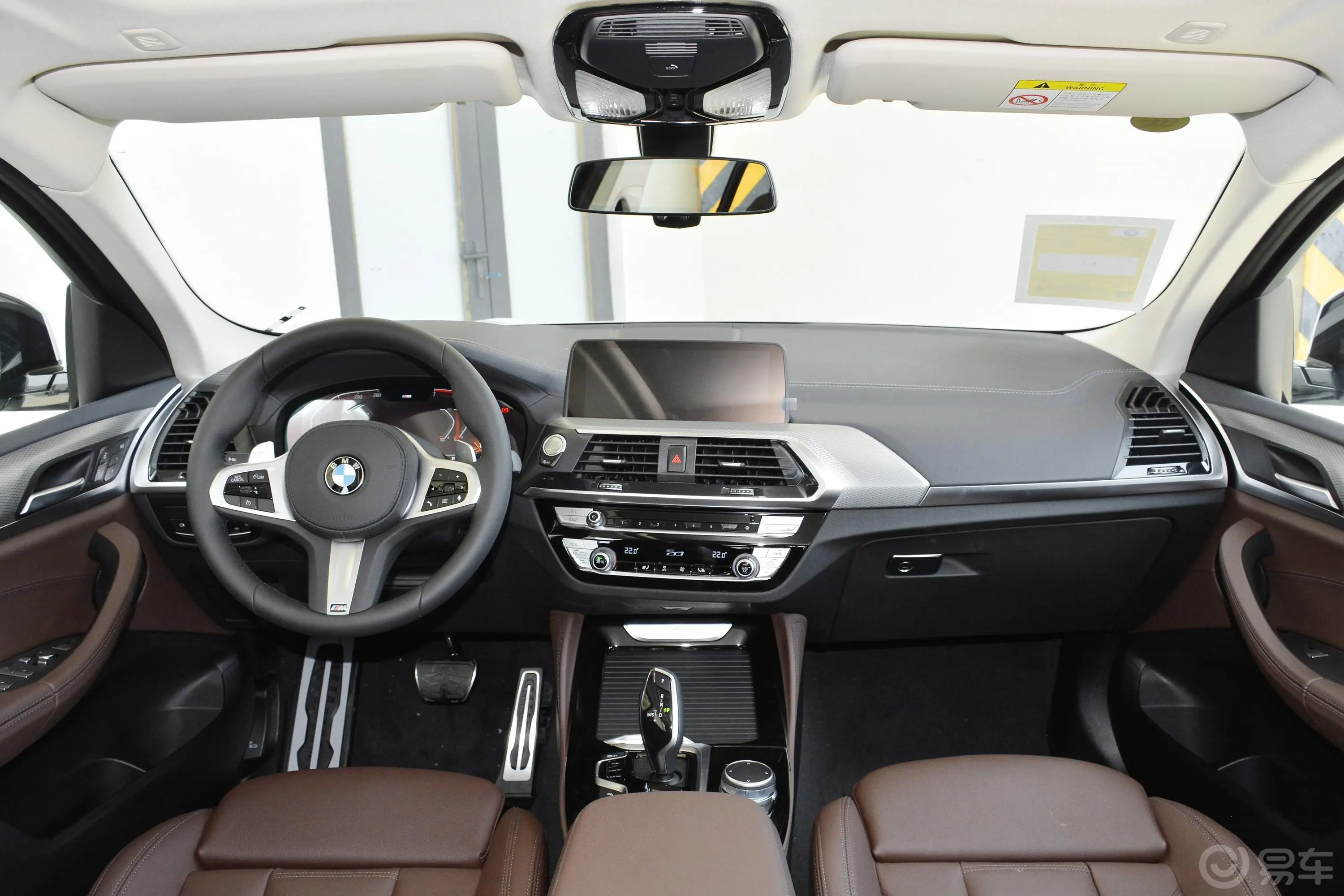 宝马X4改款 xDrive25i M运动套装车窗调节整体