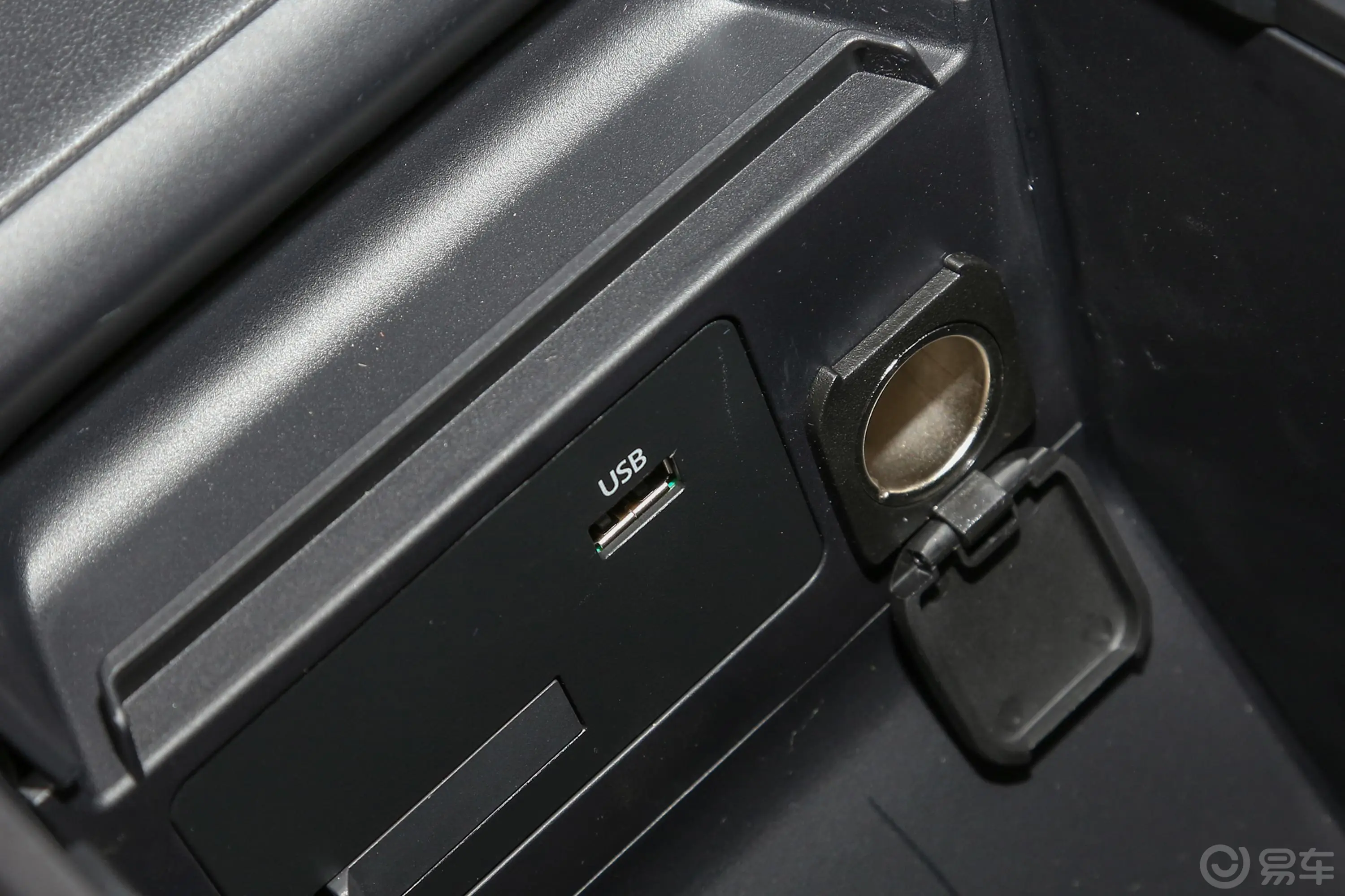 马自达CX-302.0L 自动耀悦型内饰
